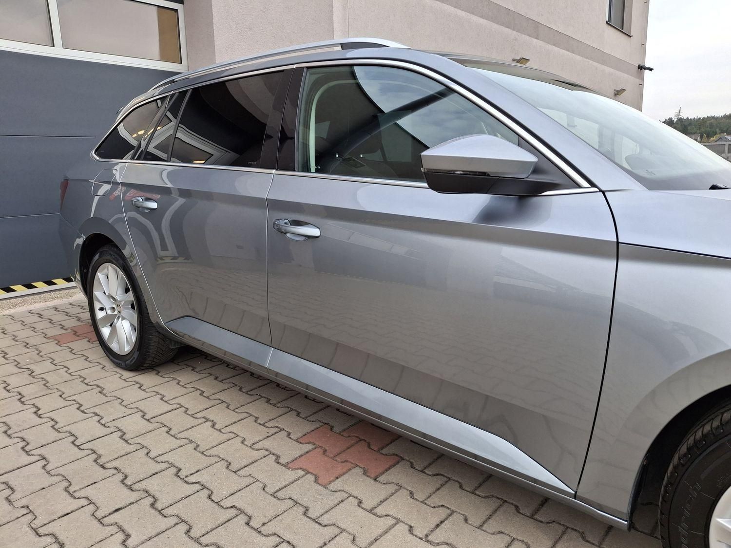 Škoda Superb, 2.0 TDI Business, ZÁRUKA - fotka 4