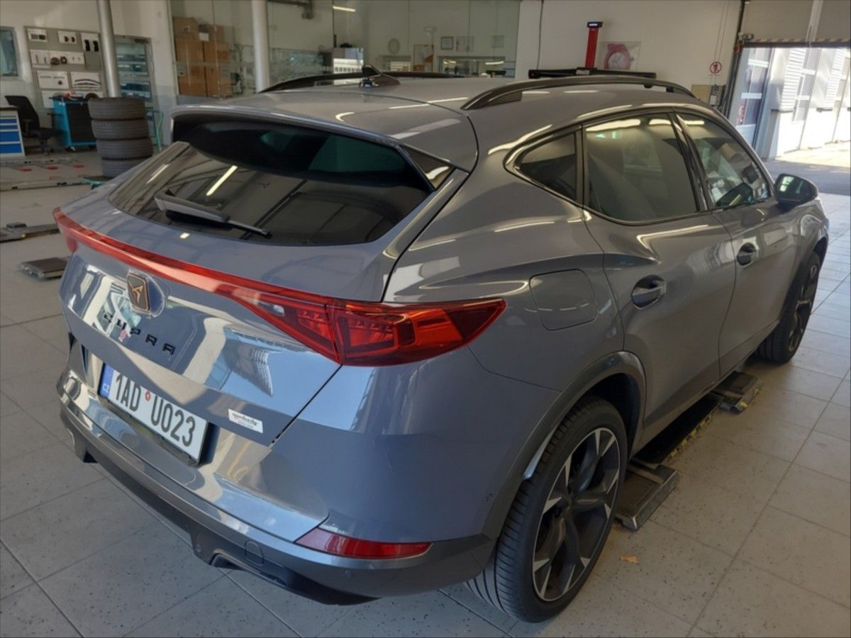 Cupra Formentor, 2,0 TSi 4x4 DSG 140kW - fotka 3