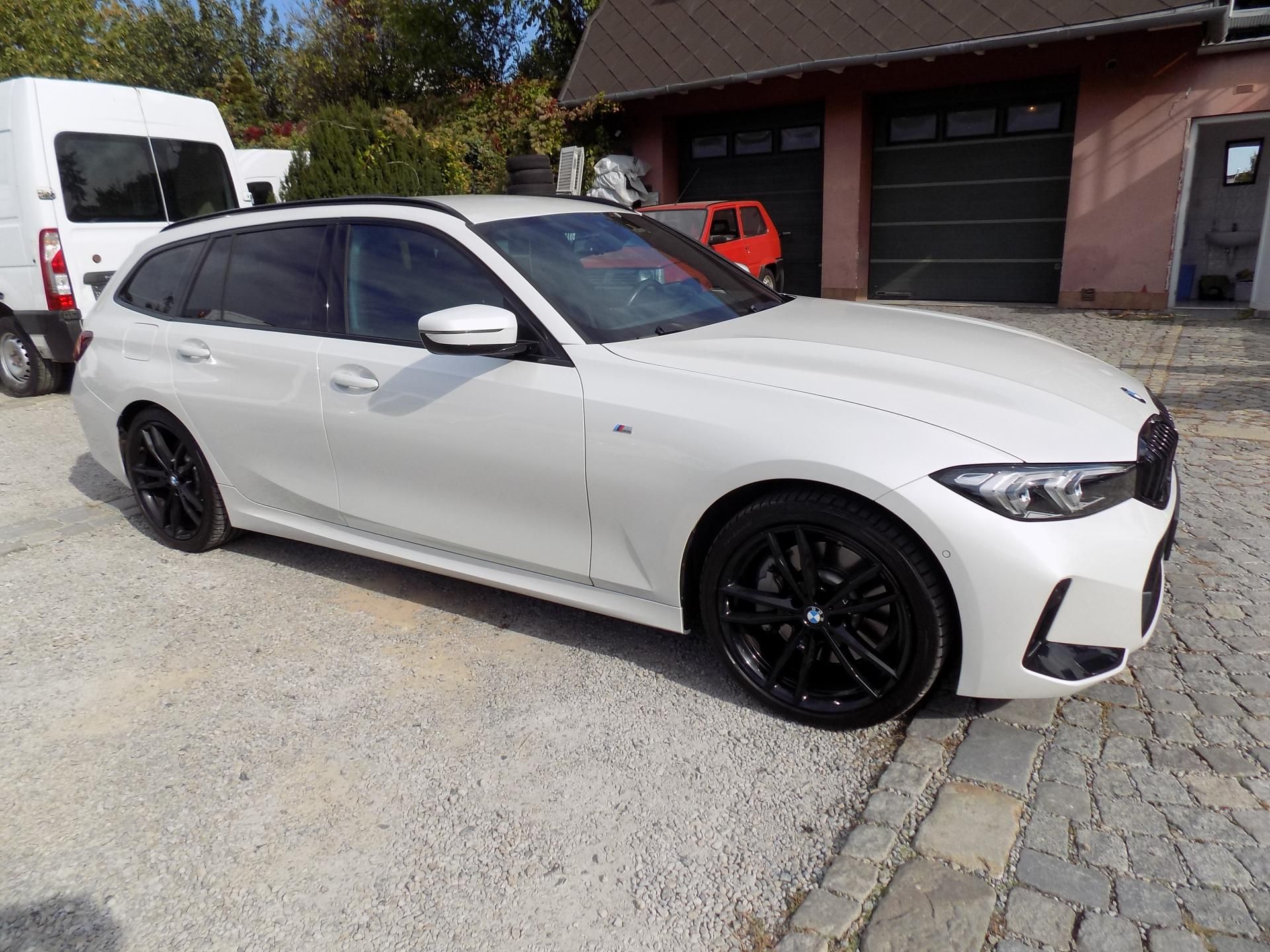 BMW Řada 3, 330I 180 KW M SPORT XDRIE - fotka 5