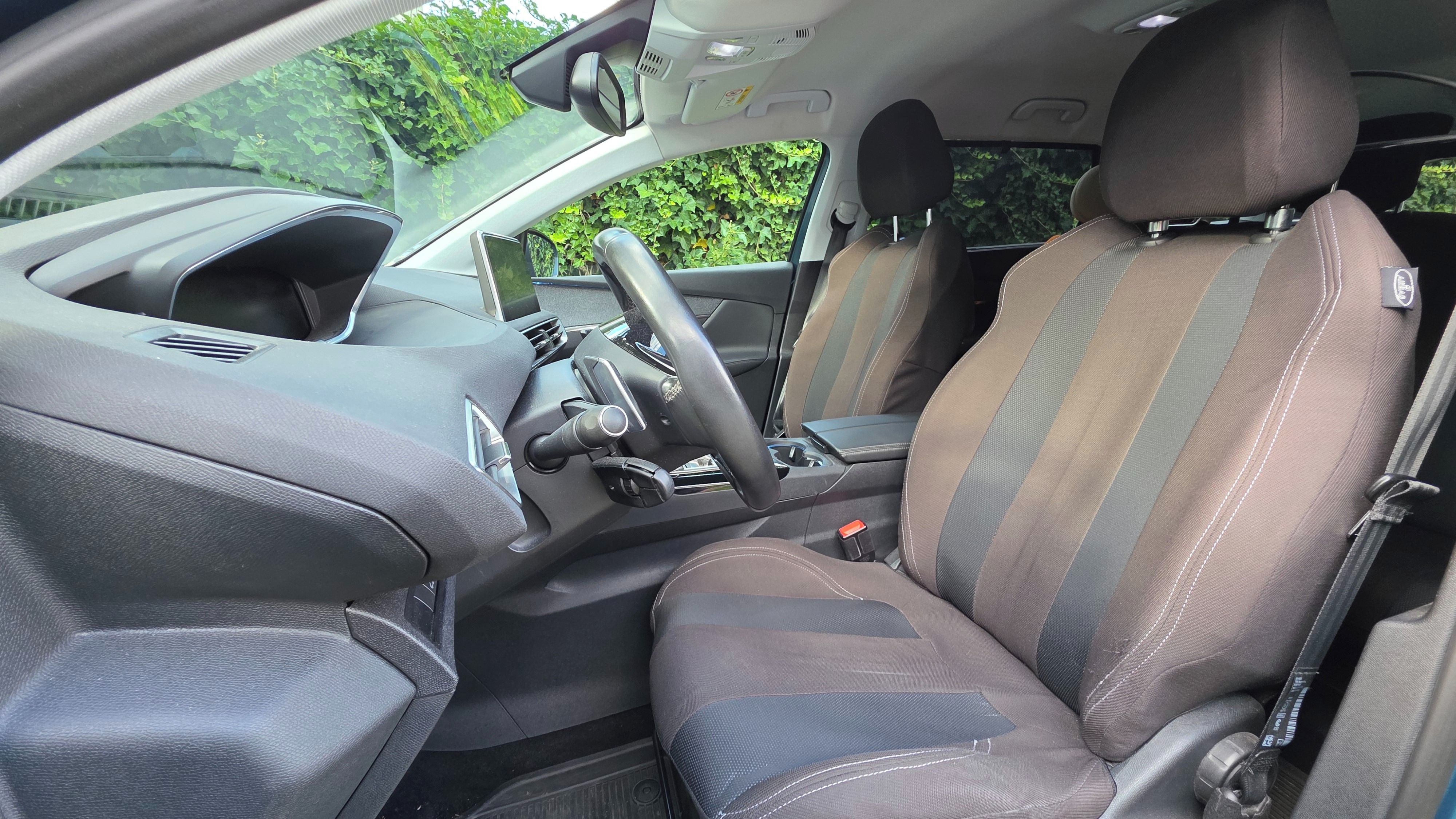 Peugeot 5008, 1.5HDi : Allure : 7míst : DPH - fotka 4