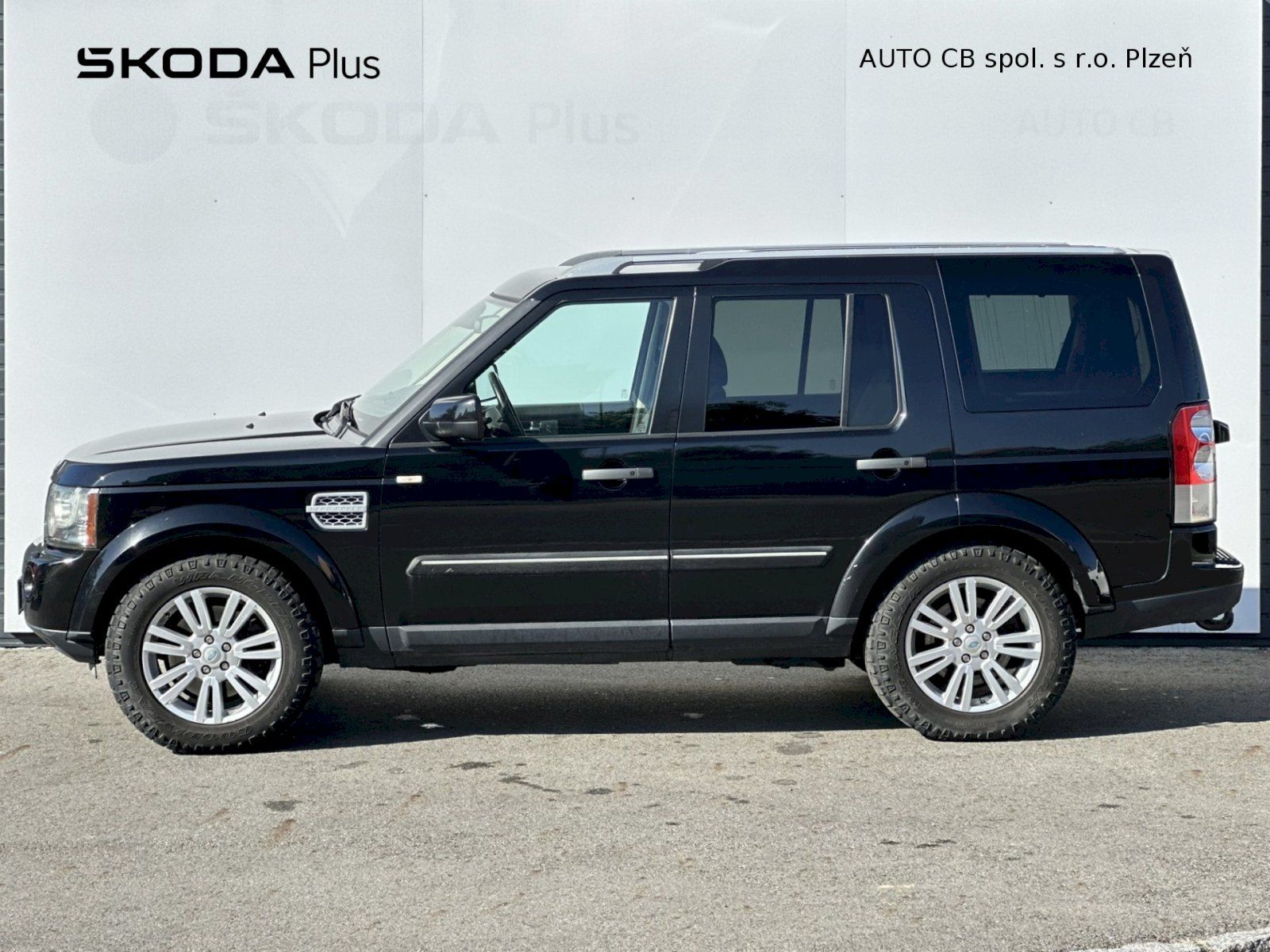 Land Rover Discovery, 3.0 SDV6 HSE AUTO 4WD - fotka 3