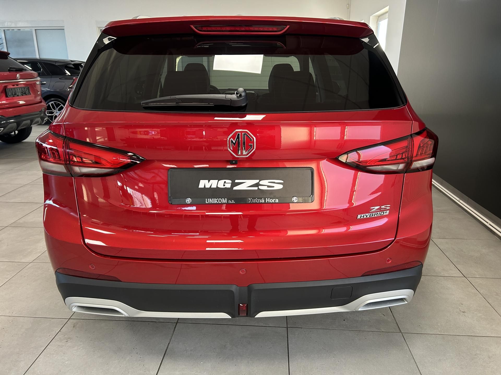 MG ZS, 1,5 HEV 145 kw Exclusive - fotka 4