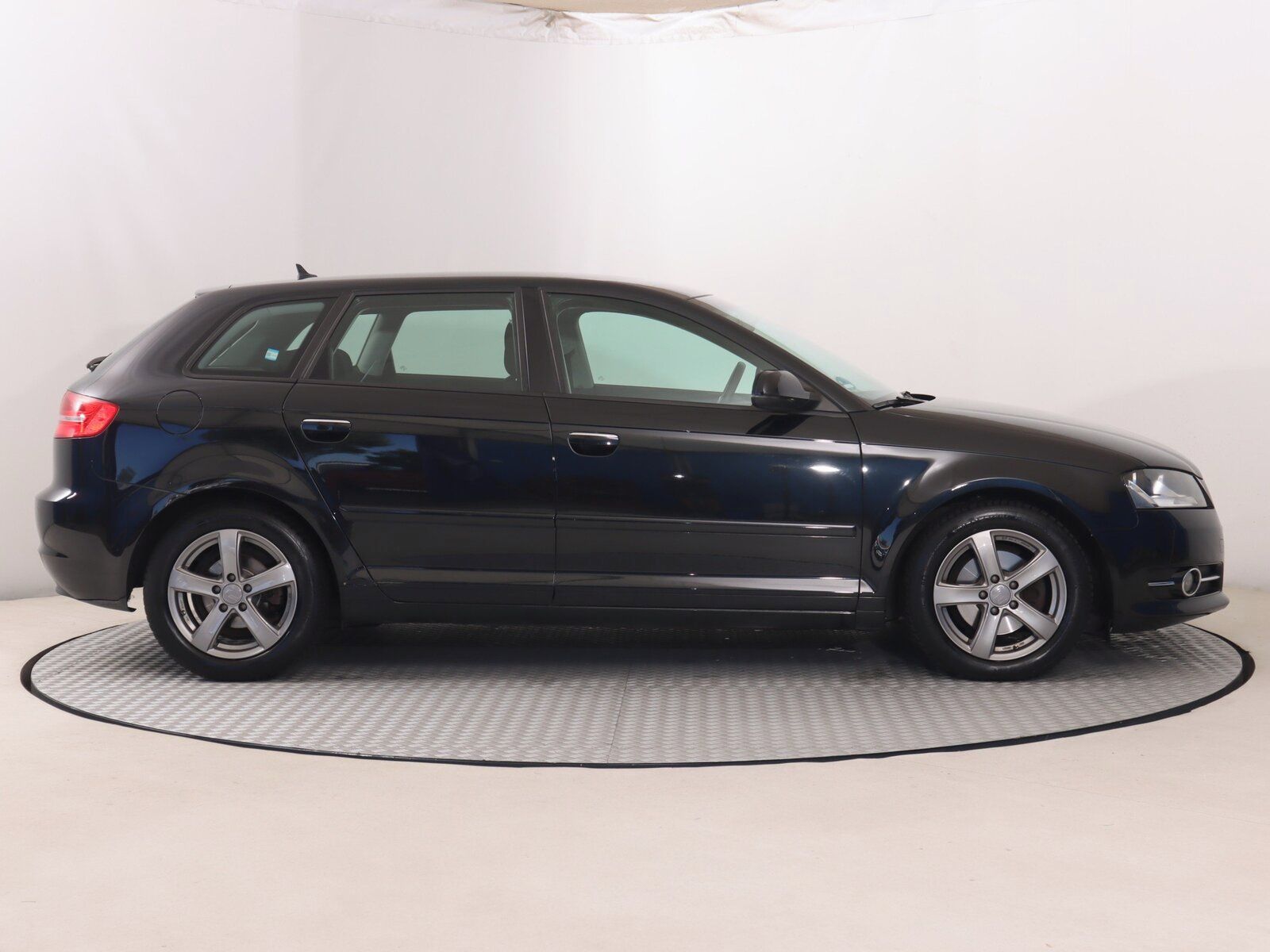 Audi A3, 2.0 TDI, Serv.kniha - fotka 6