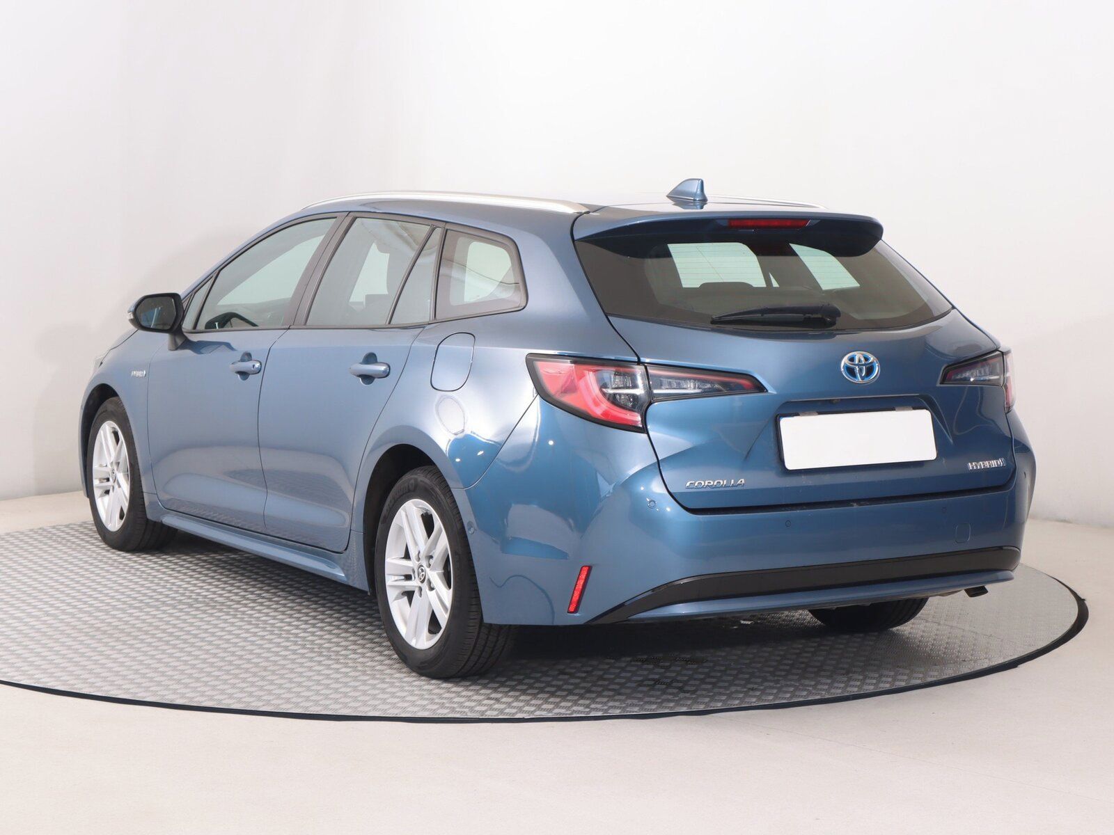 Toyota Corolla, 1.8 Hybrid, Automat - fotka 4