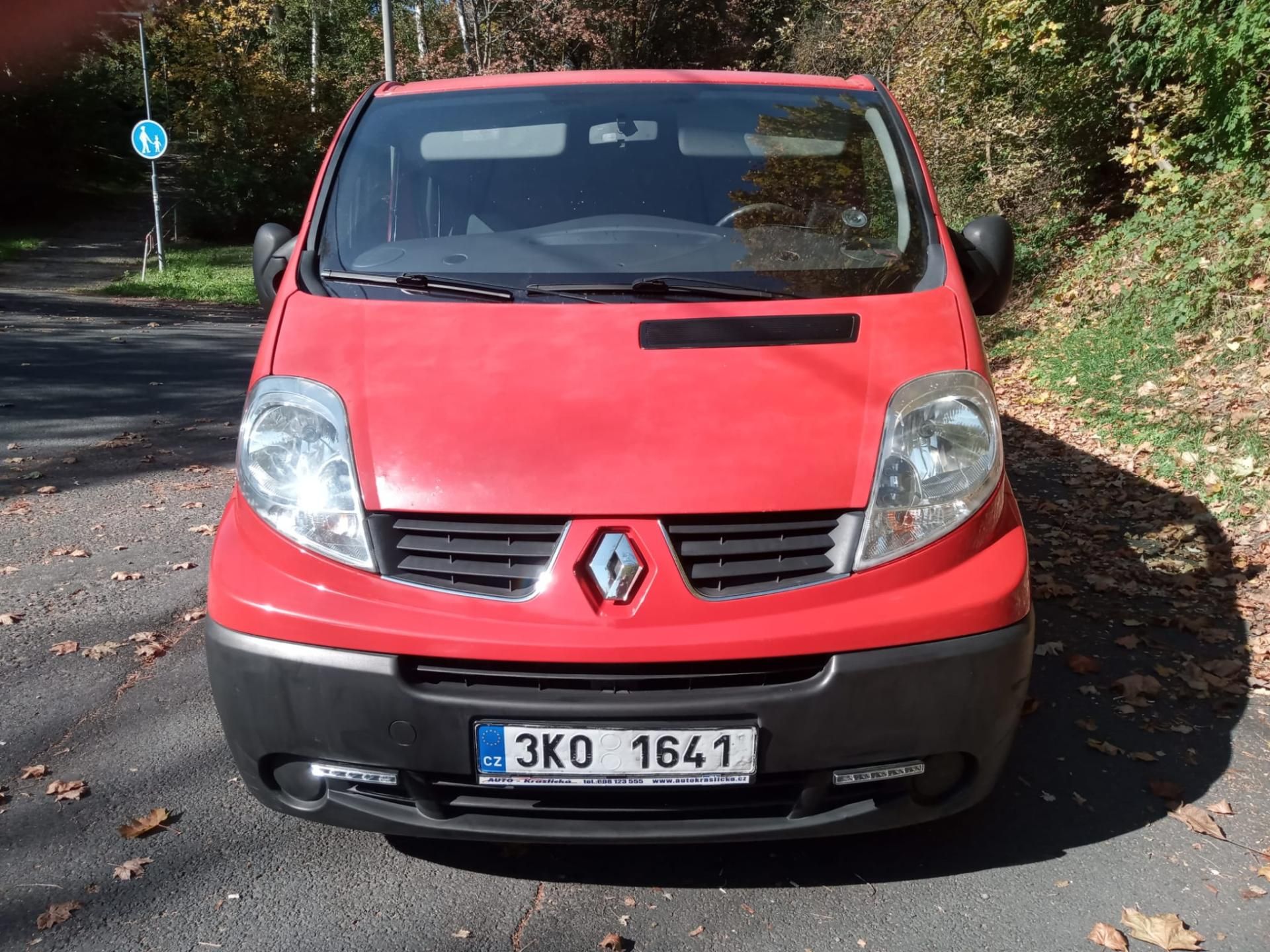 Renault Trafic, 2,0 D 9 MÍST, TZ, kamera ! - fotka 2