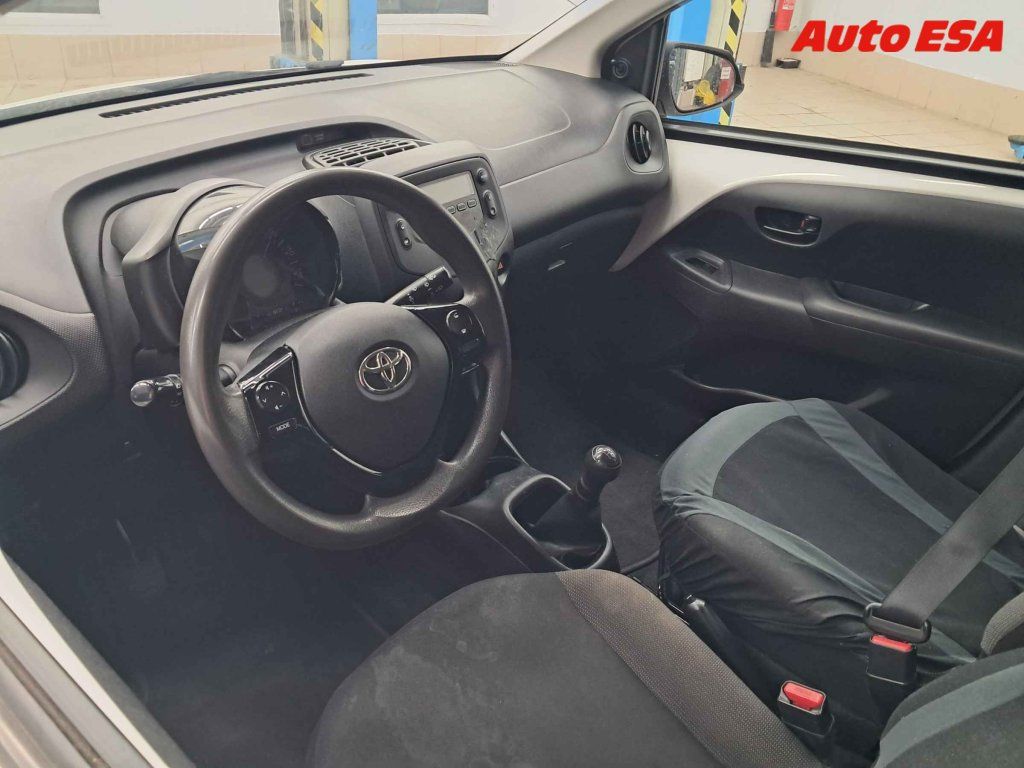 Toyota Aygo, 1.0i - fotka 2