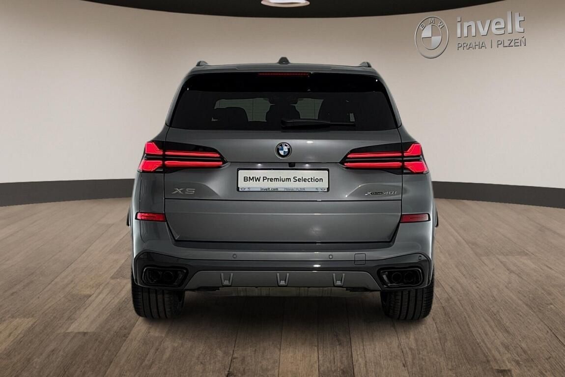 BMW X5, xDrive40i - fotka 4