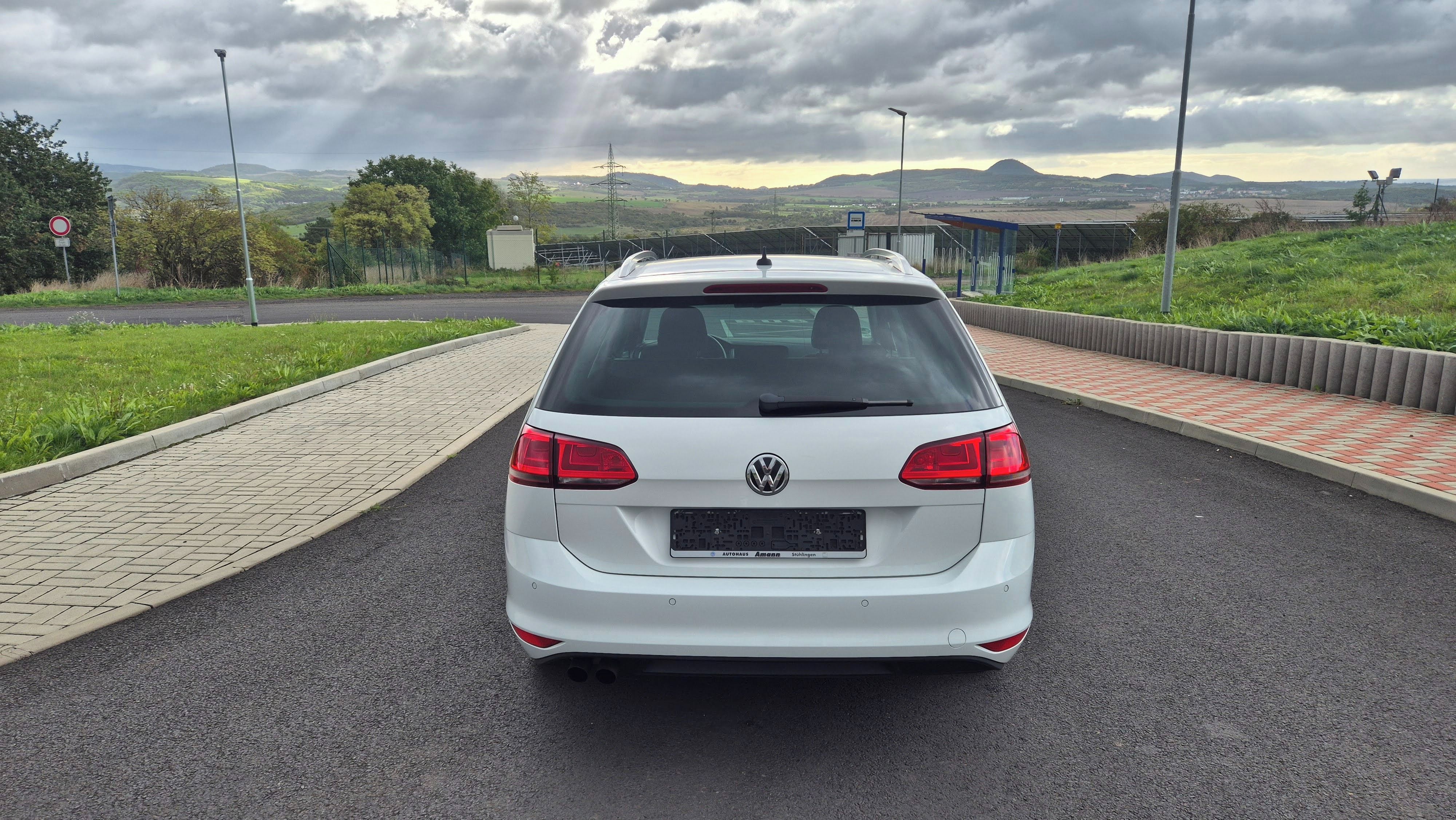 Volkswagen Golf, 1,4tsi 110kw servis VW,1.maj. - fotka 6