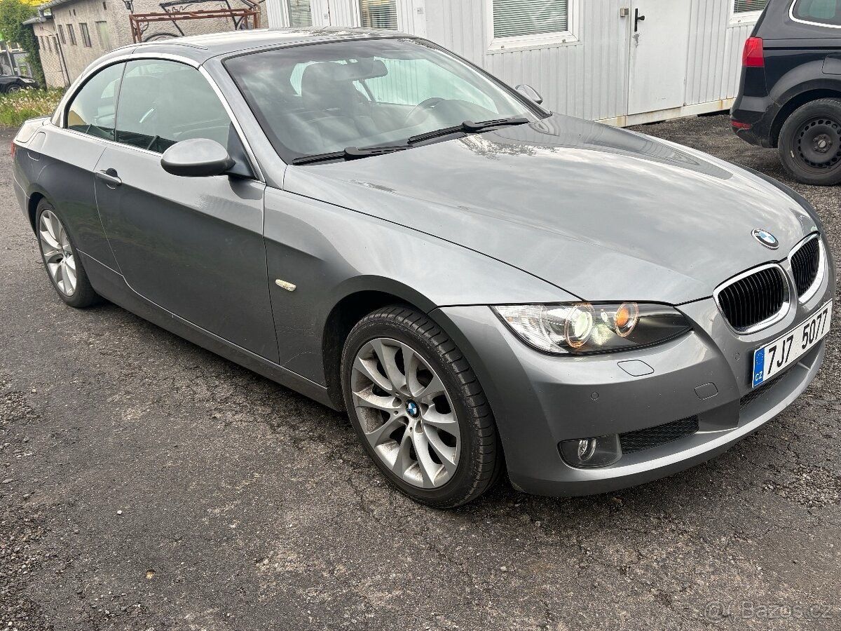 BMW Řada 3, E93 320i TOP STAV - fotka 2