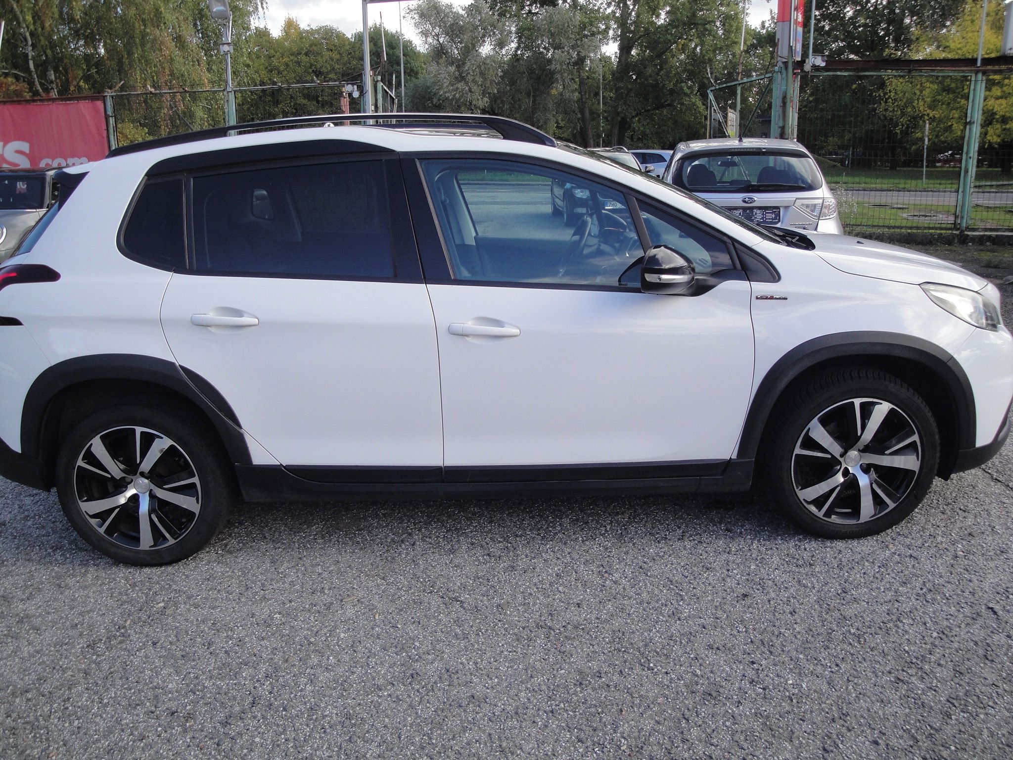 Peugeot 2008, 1.2 81kw GT-Line Panorama - fotka 4