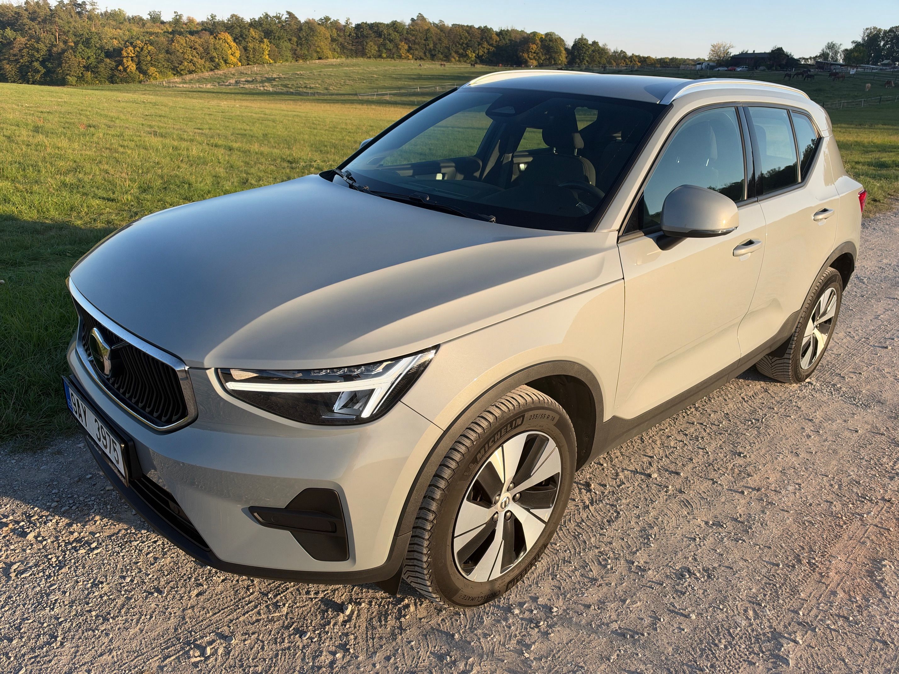 Volvo XC40, B3 CORE DCT 2.0 120kW KOUP. ČR