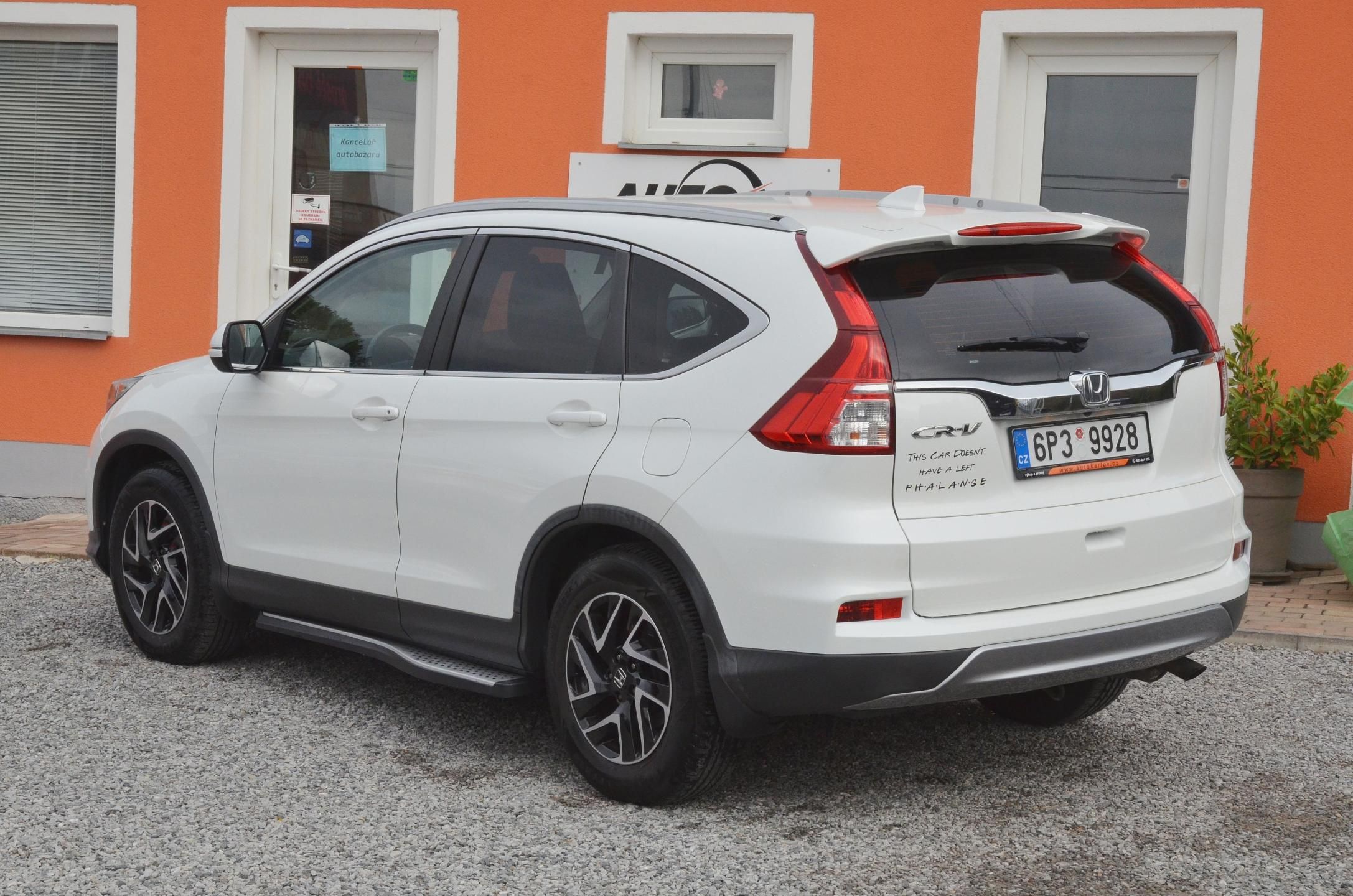 Honda CR-V, 2.0i-VTEC 4x4 1.MAJ./ 88.700km - fotka 4