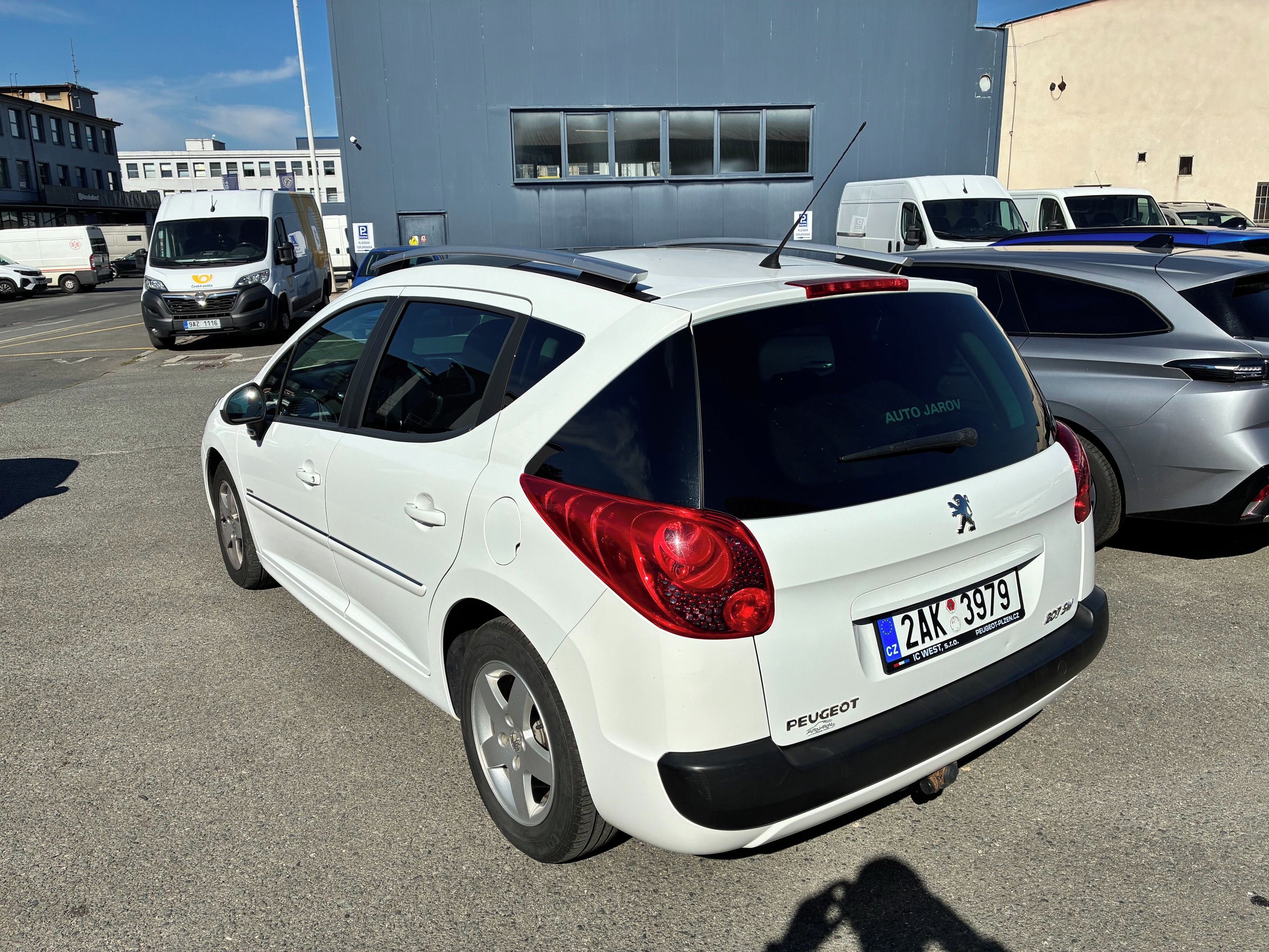 Peugeot 207, 1,4i SW - fotka 4
