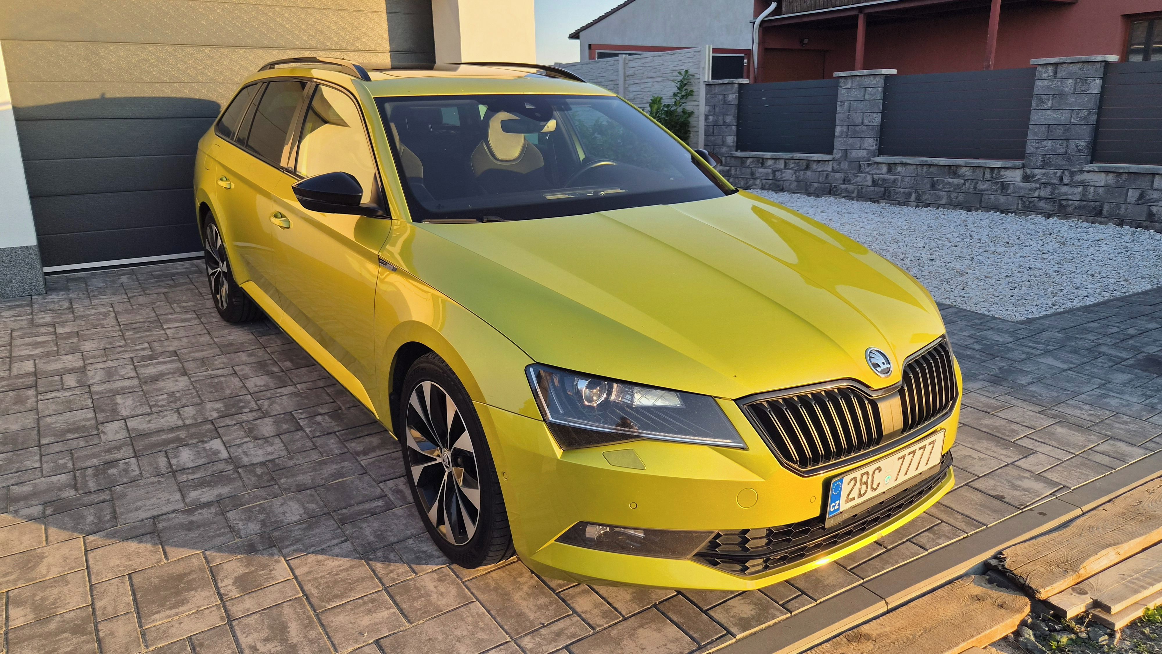 Škoda Superb, 2.0Tdi 140kw, DPH, PLNA VYBAVA