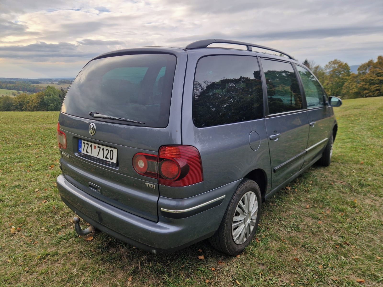 Volkswagen Sharan, 1.9 TDi 7míst - fotka 3