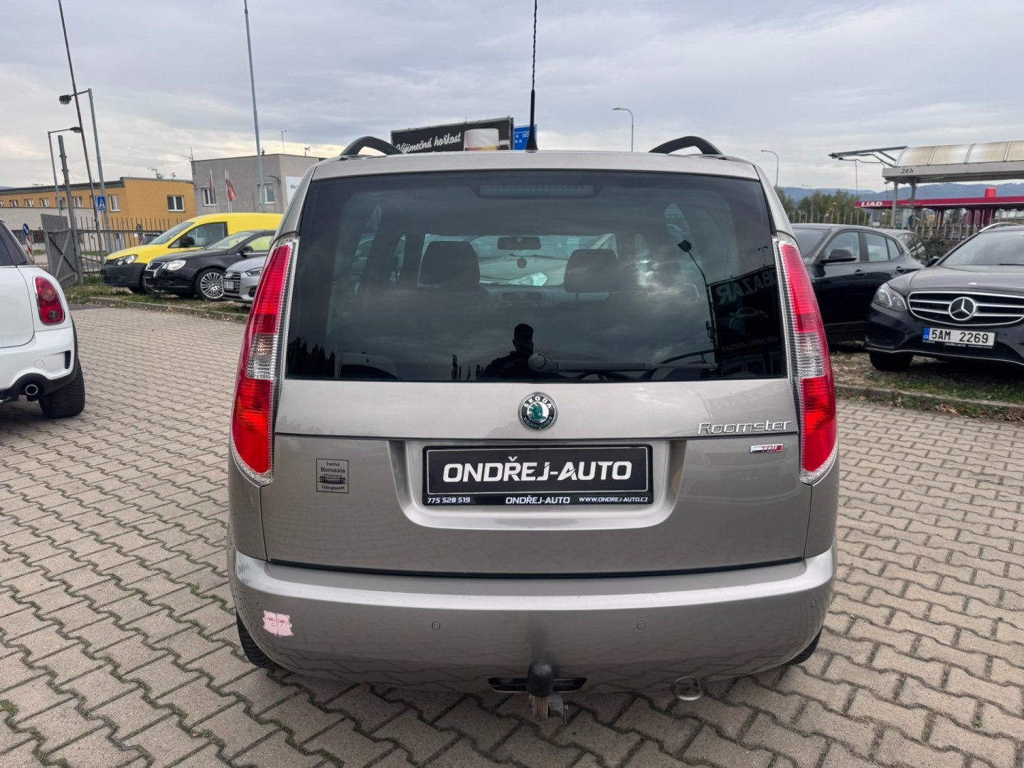 Škoda Roomster, 1,6 TDI 77 KW KILOMETRY TAŽNÉ - fotka 4