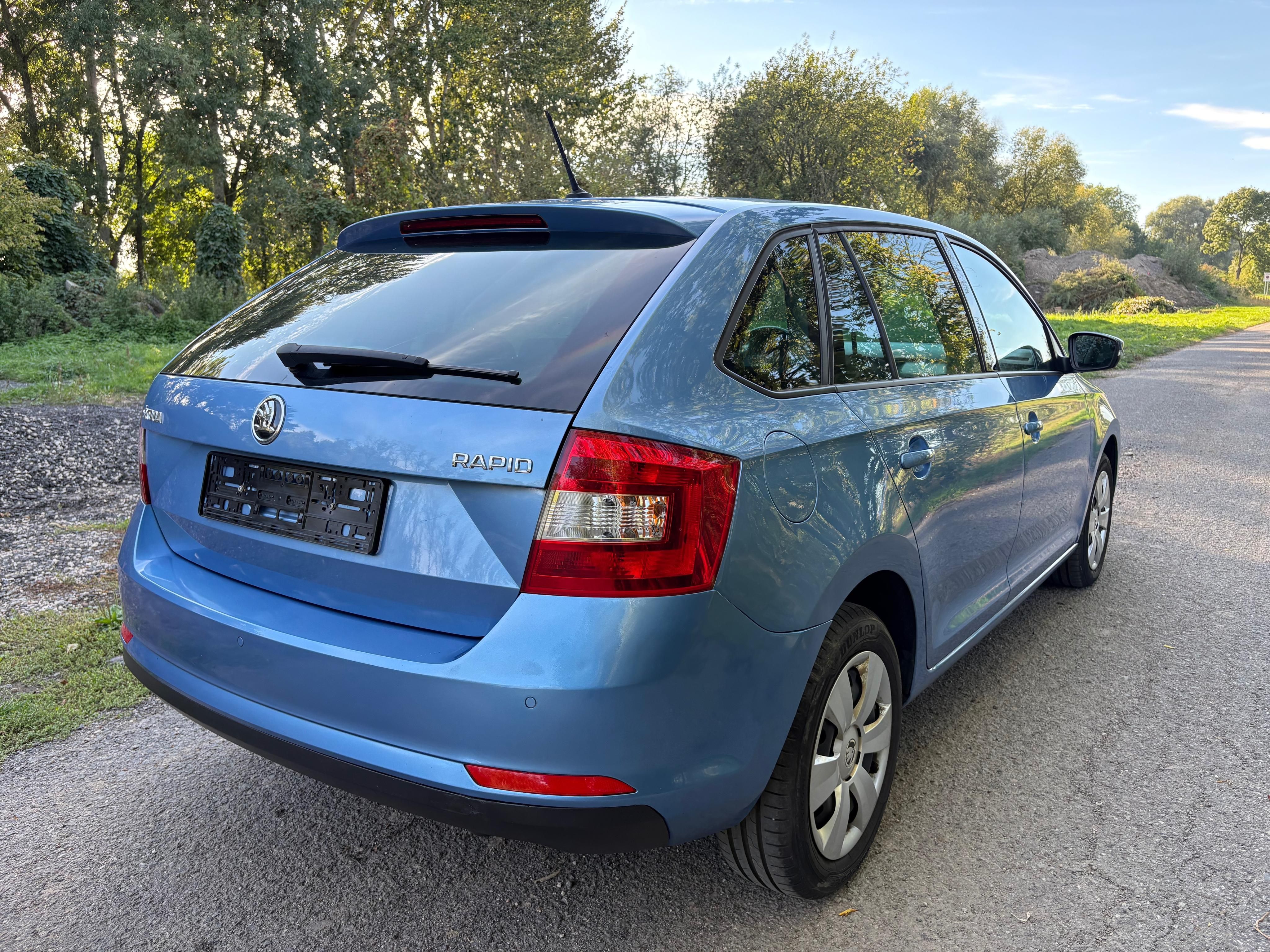 Škoda Rapid, Škoda Rapid 1.2TSI,Nová STK - fotka 4