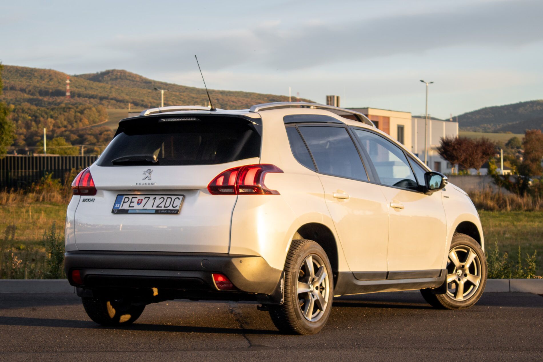 Peugeot 2008 - fotka 5