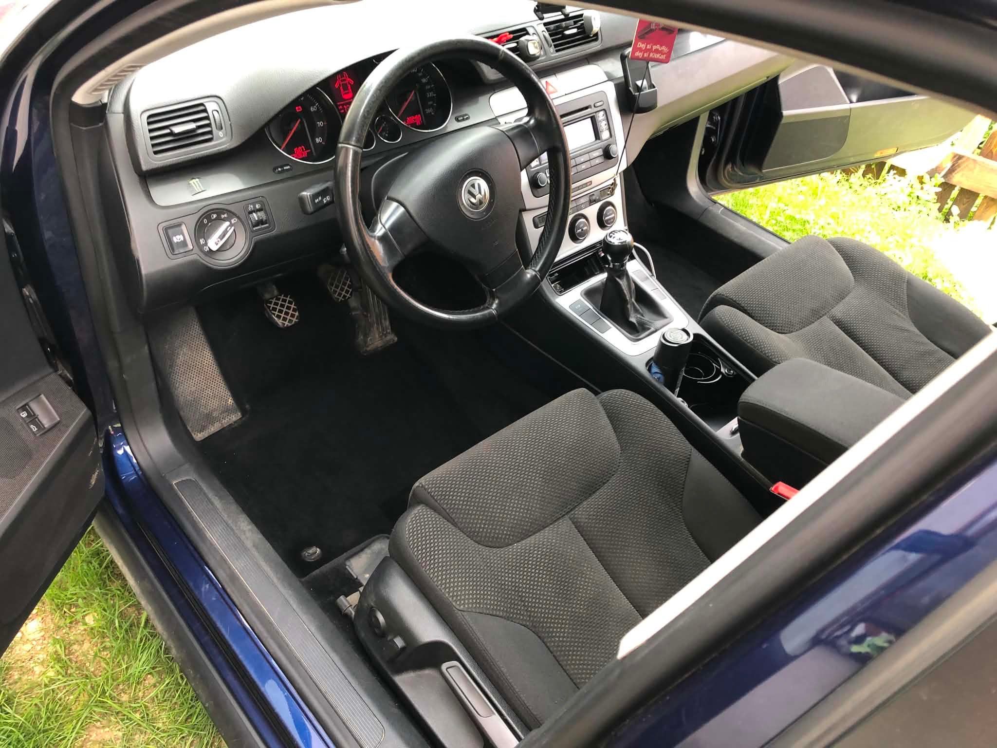 Volkswagen Passat, 1.6 85kw - fotka 5