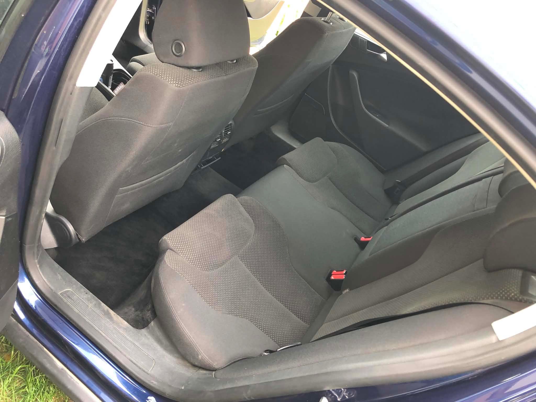 Volkswagen Passat, 1.6 85kw - fotka 6