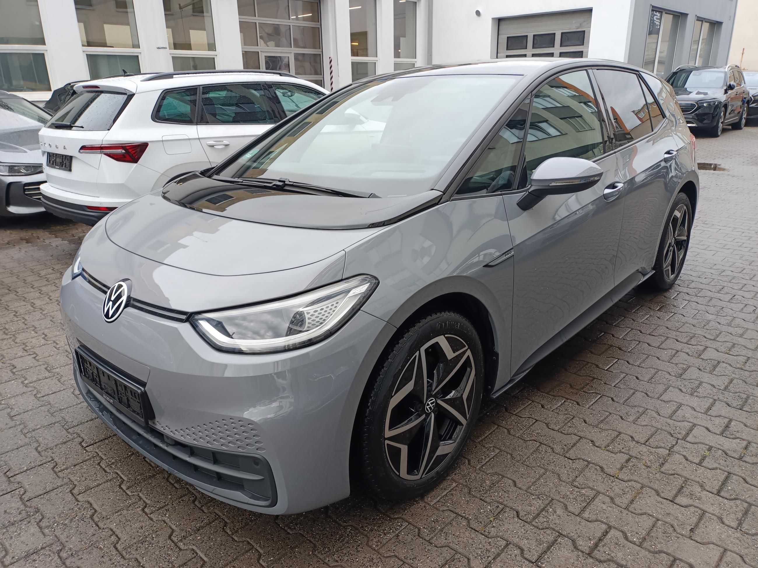 Volkswagen ID.3, ID.3 Pro 62 kWh / IQ.Lights - fotka 4