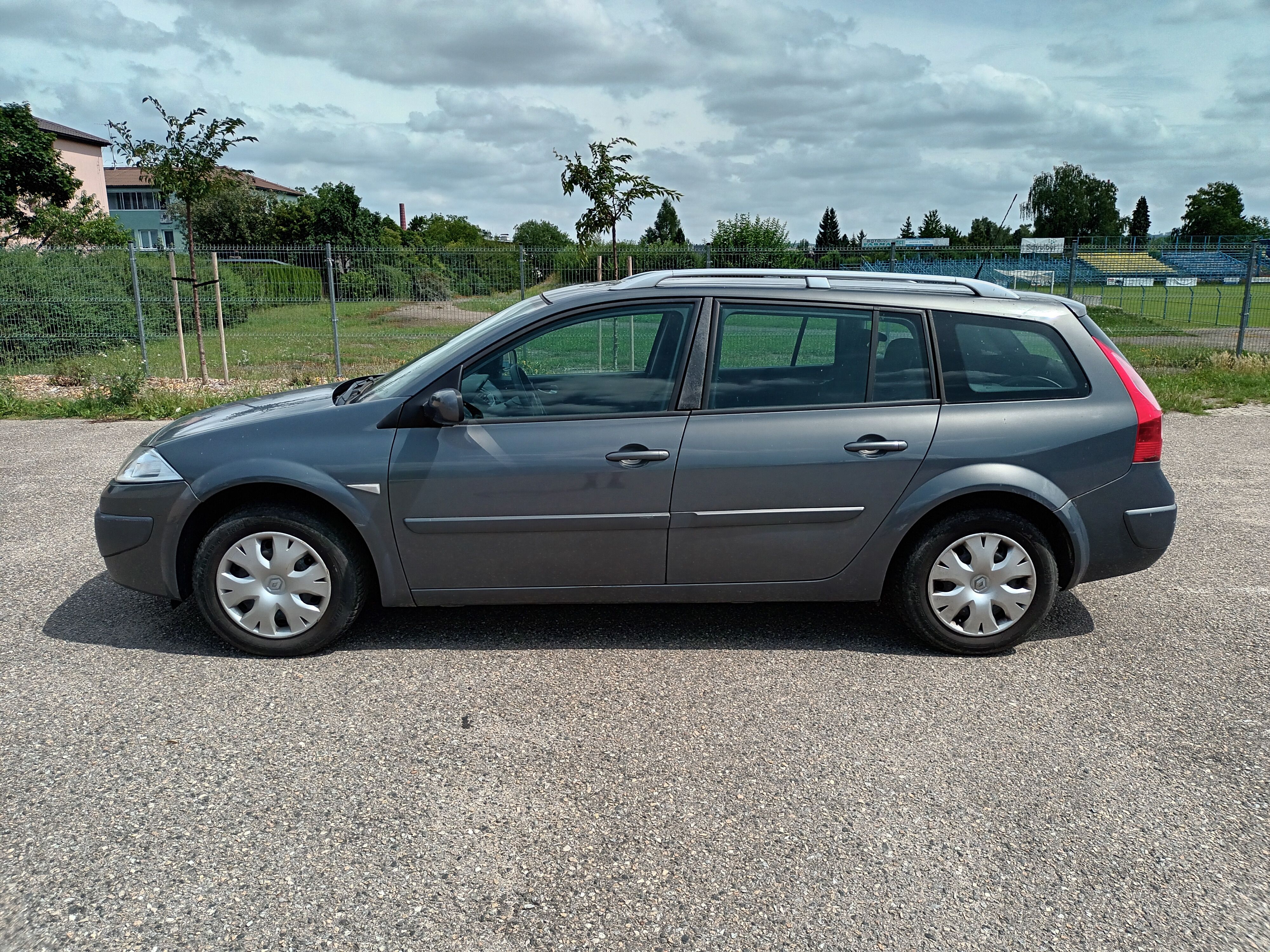 Renault Mégane, 1,6 16V, tažné, servis. knížka - fotka 2