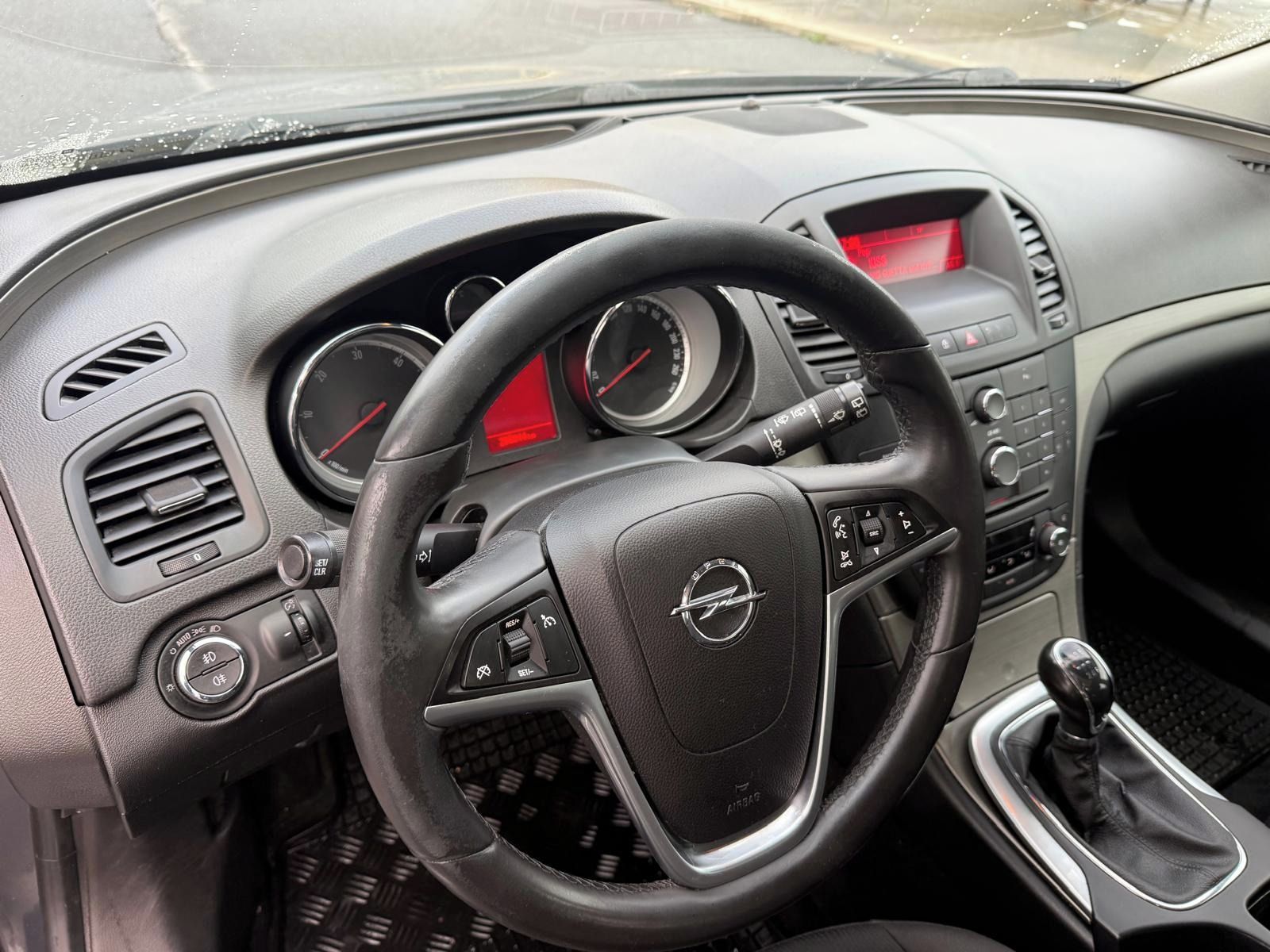Opel Insignia, Opel insignia 2.0CDTI TAZNE - fotka 6