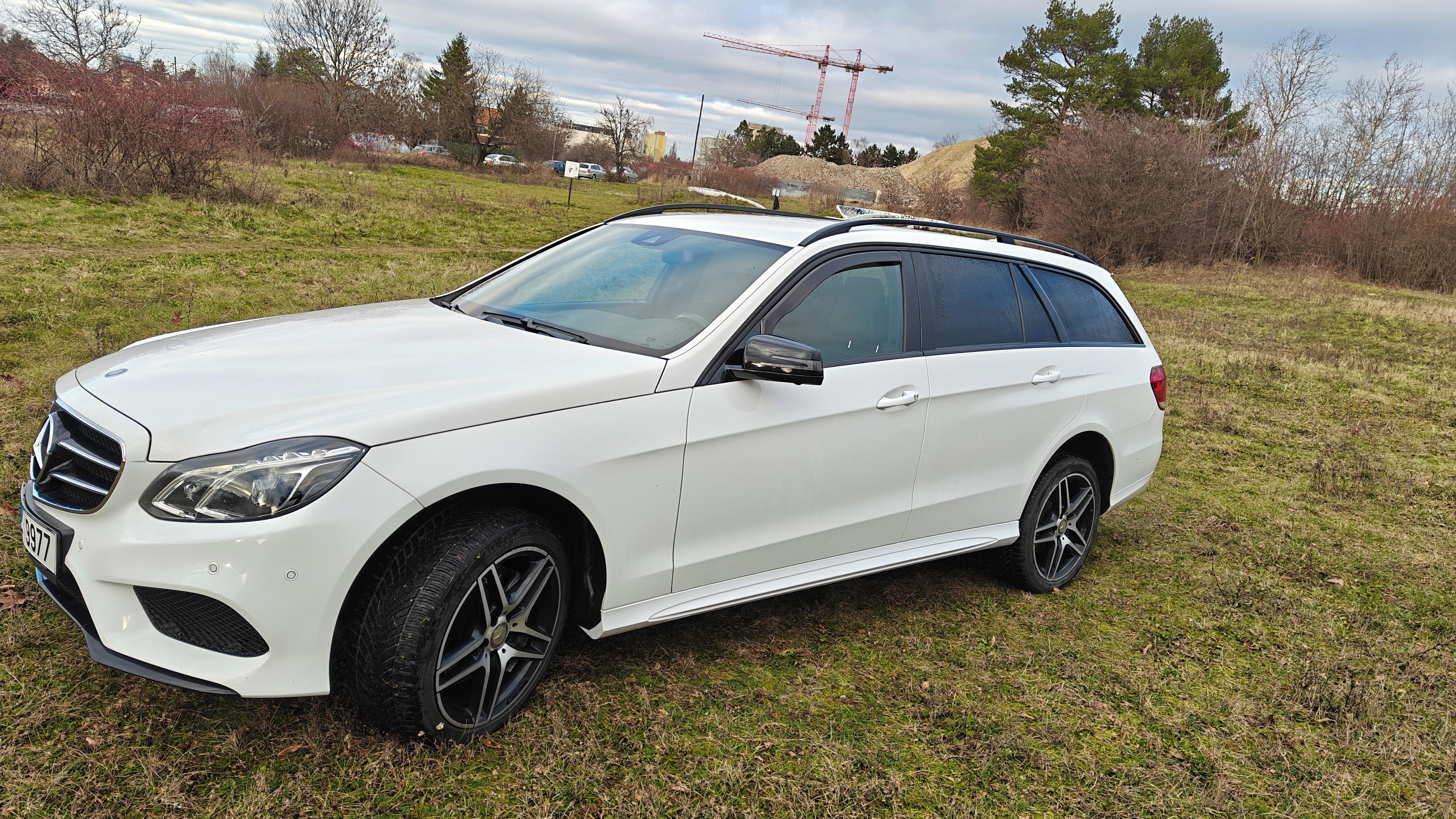 Mercedes-Benz Třídy E, Mercedes-Benz E 350cdi - fotka 3