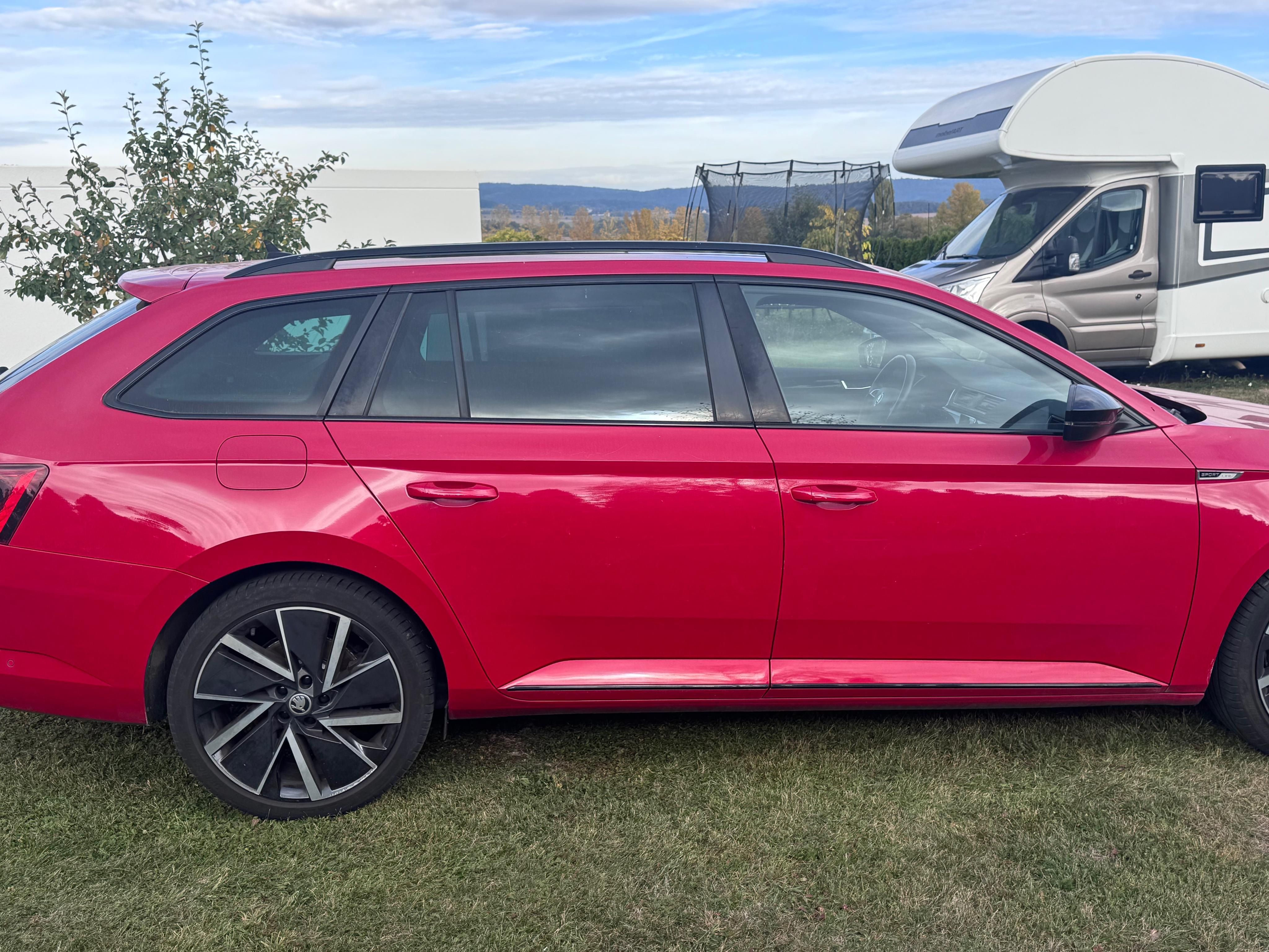Škoda Superb, Superb 200 kw,4x4 sportline - fotka 2