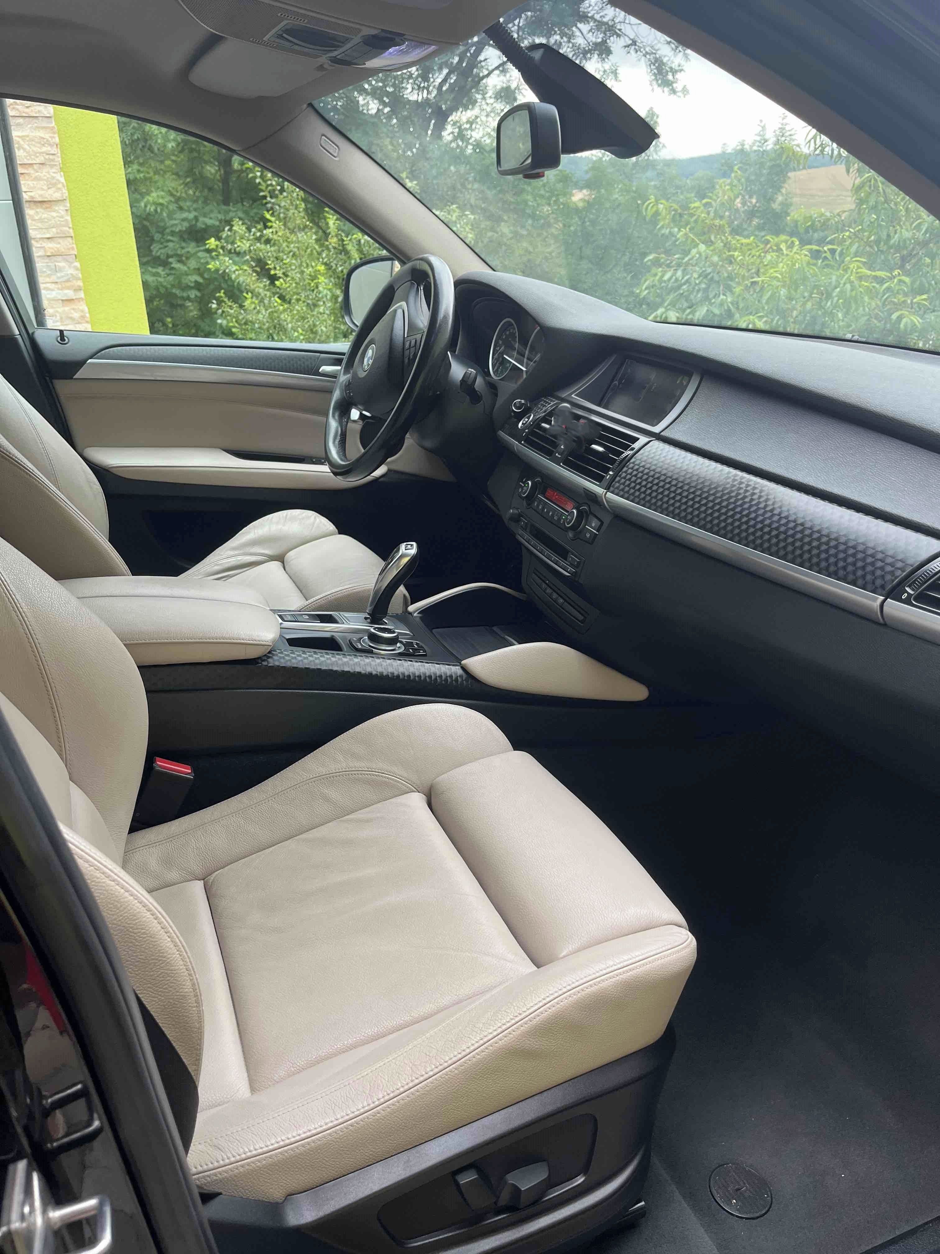BMW X6 - fotka 6