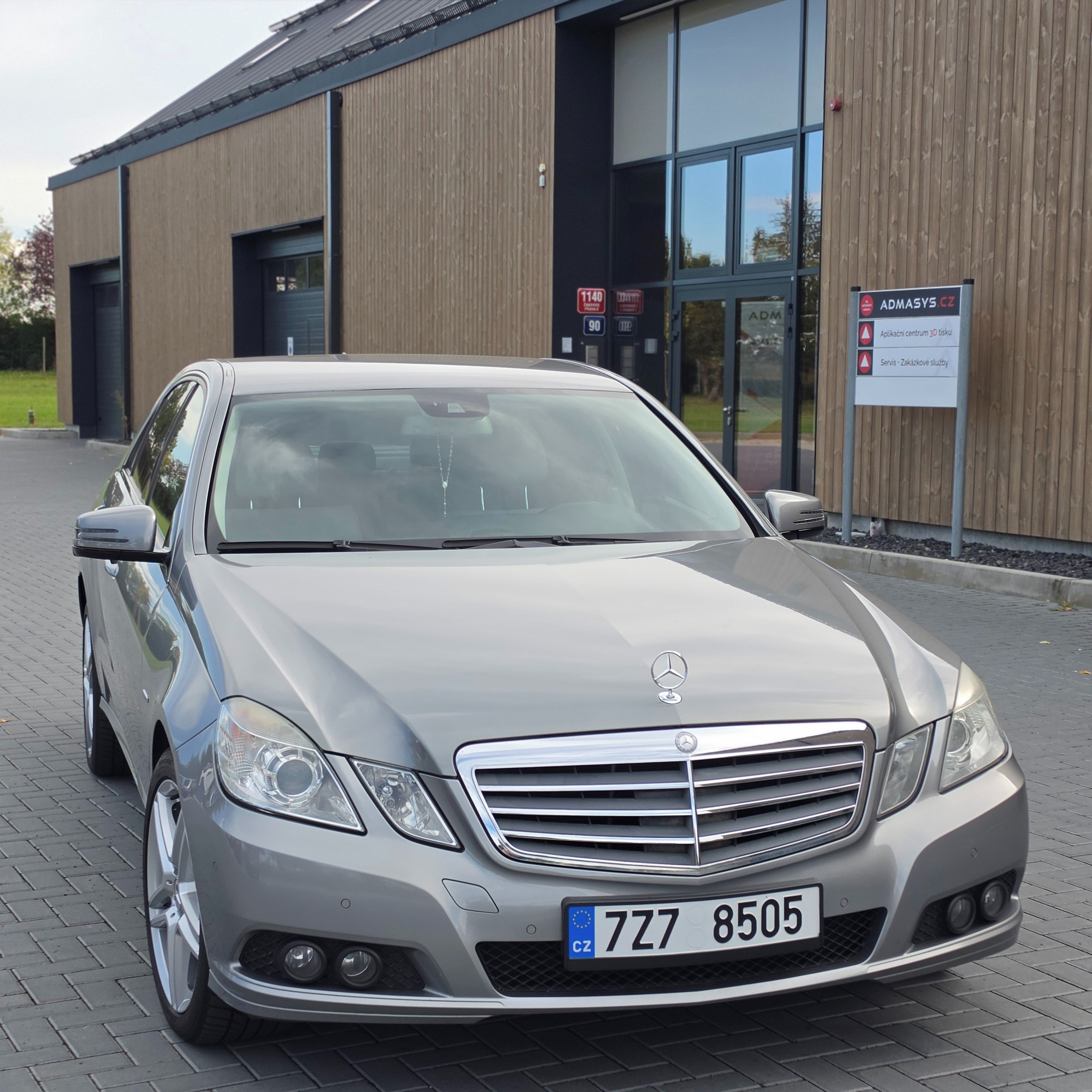 Mercedes-Benz Třídy E, 2.2 CDI, E250, 150KW, Automat - fotka 6