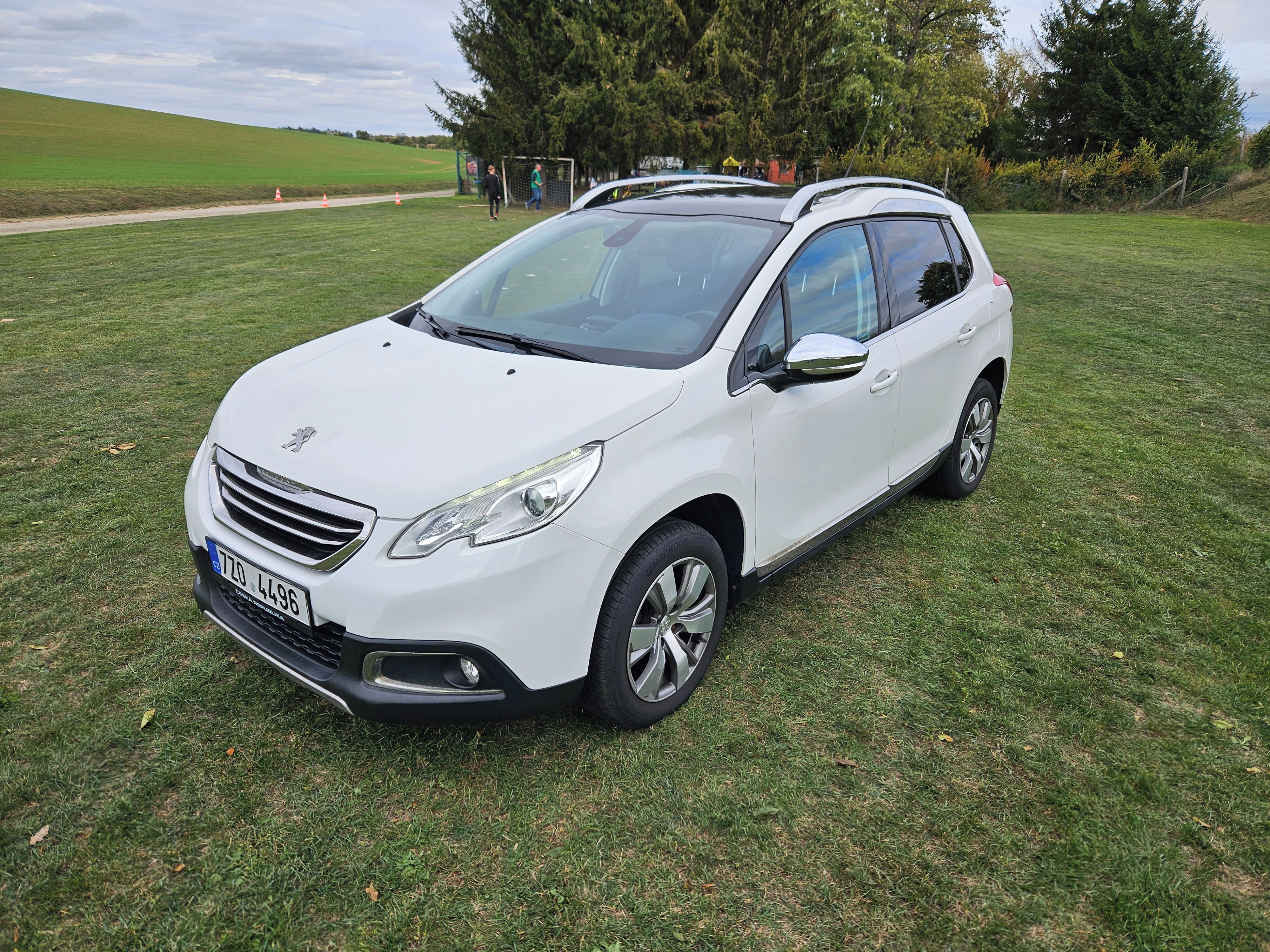 Peugeot 2008, 1,6HDI ALURE PANO TAŽNÉ + Kola