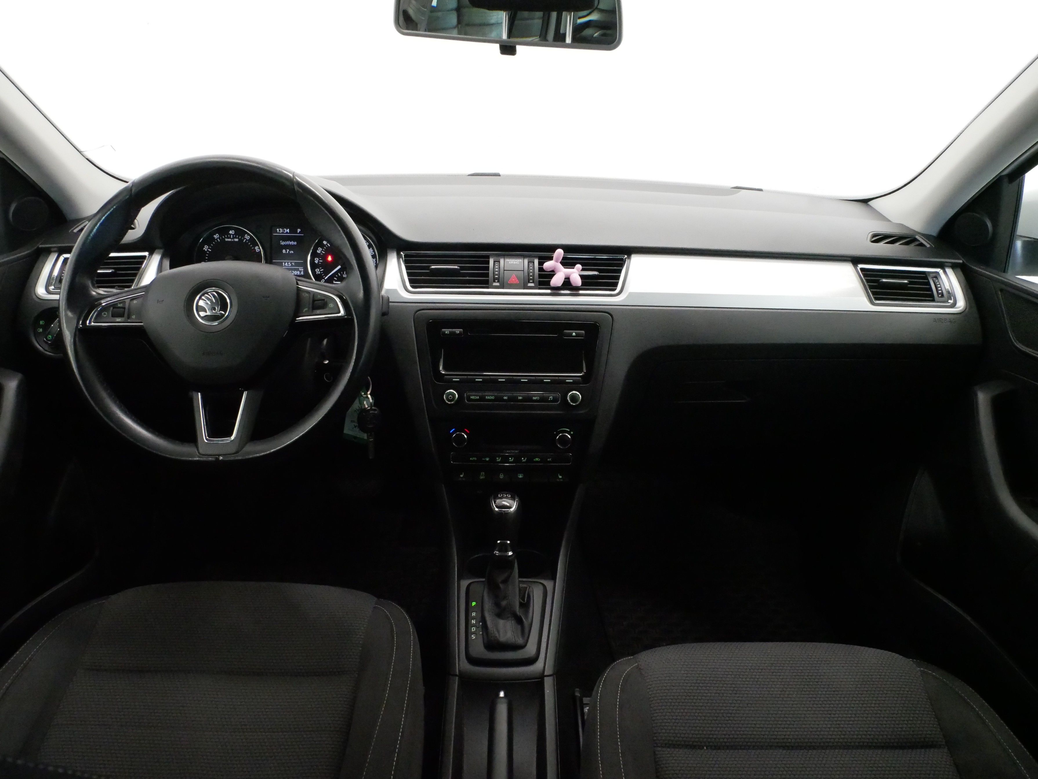 Škoda Rapid, 1.4 TSI 90 kW Elegance - fotka 6