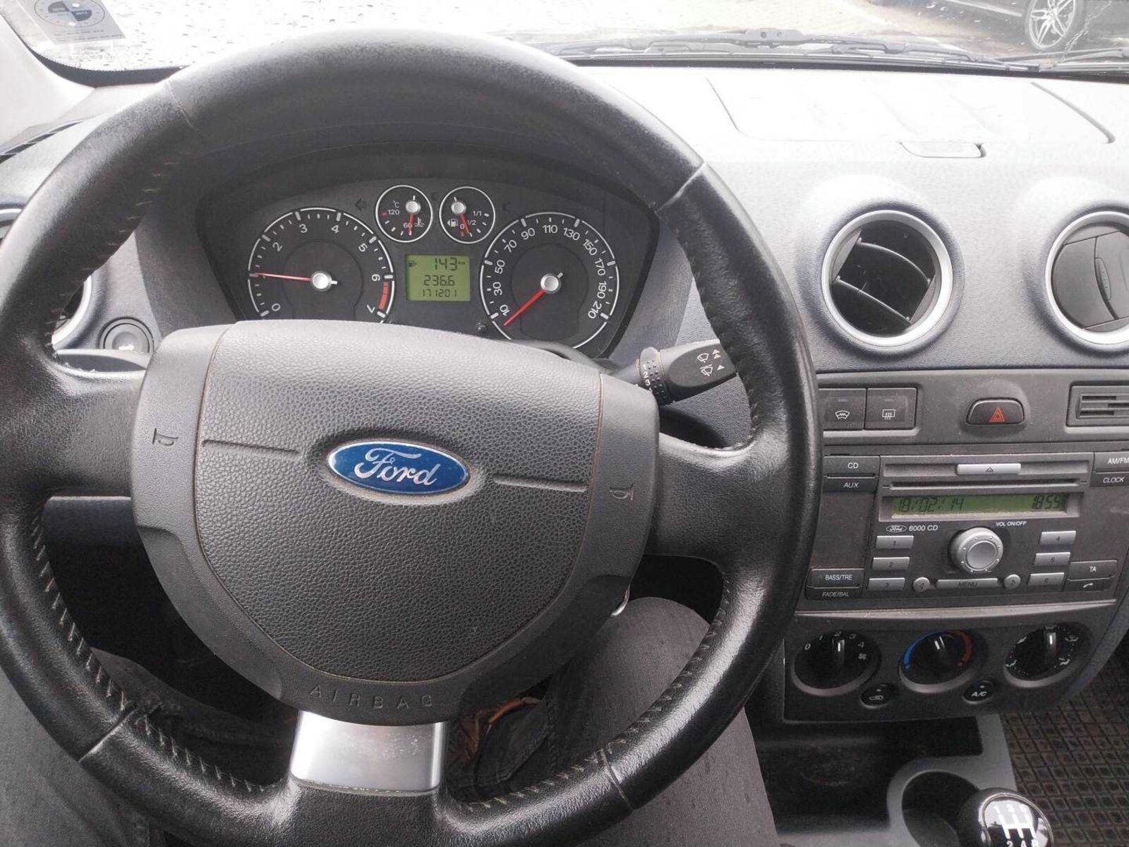 Ford Fusion, 1.4, po STK, Tažné, udržované - fotka 3