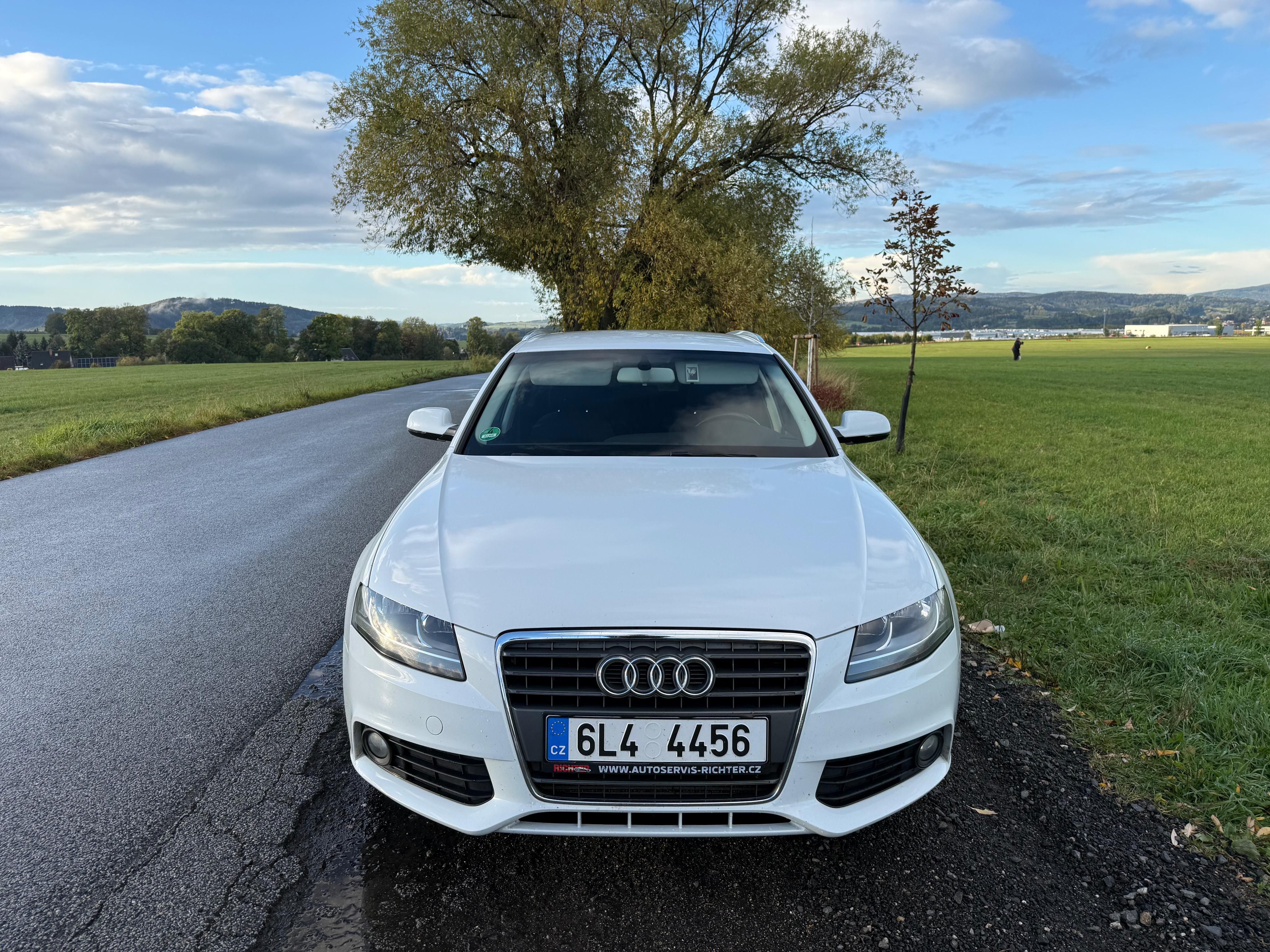 Audi A4, 1.8 TFSI - fotka 2