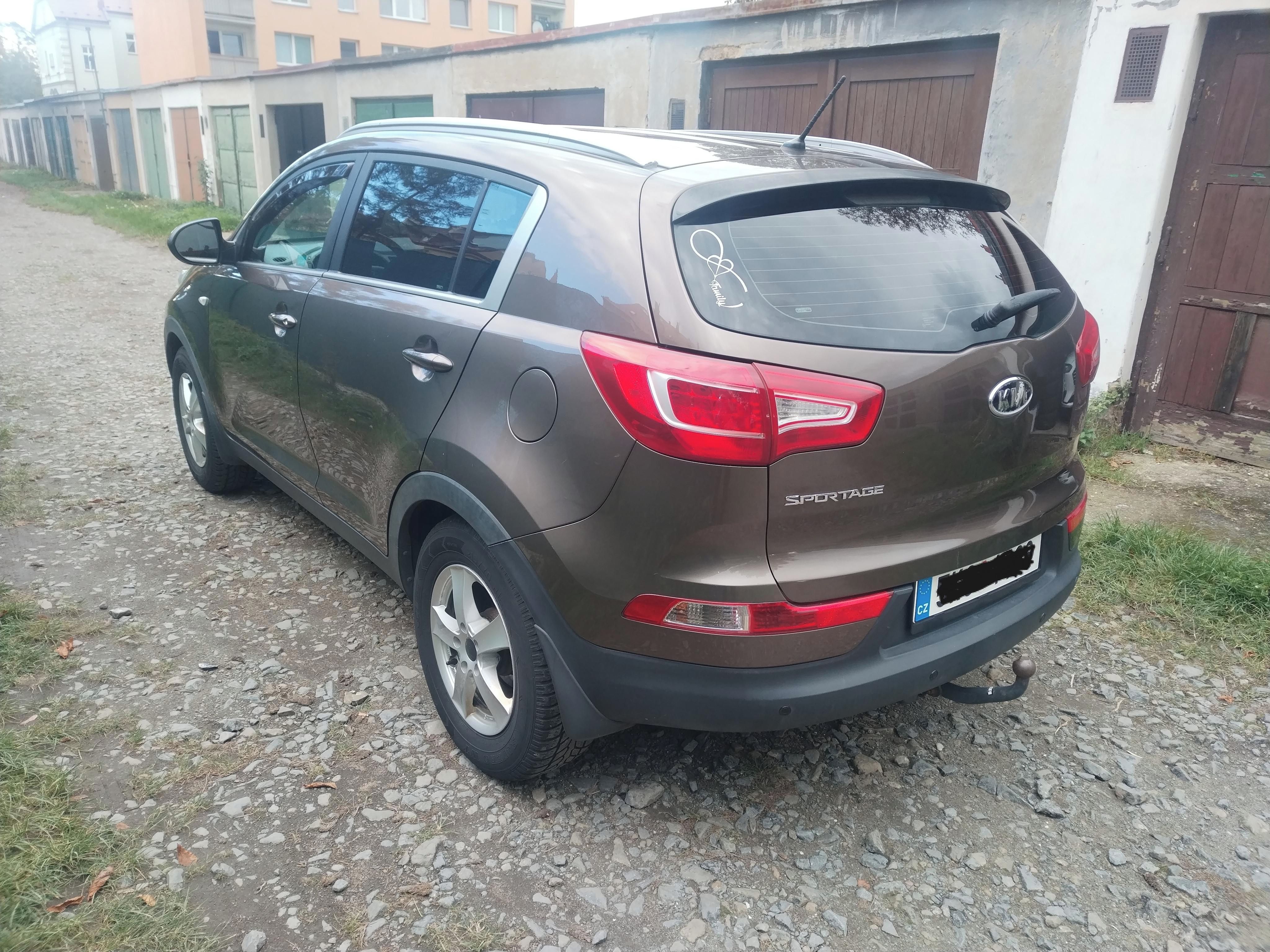 Kia Sportage, 1.6i 124000km,ČR,SERVISKA - fotka 4