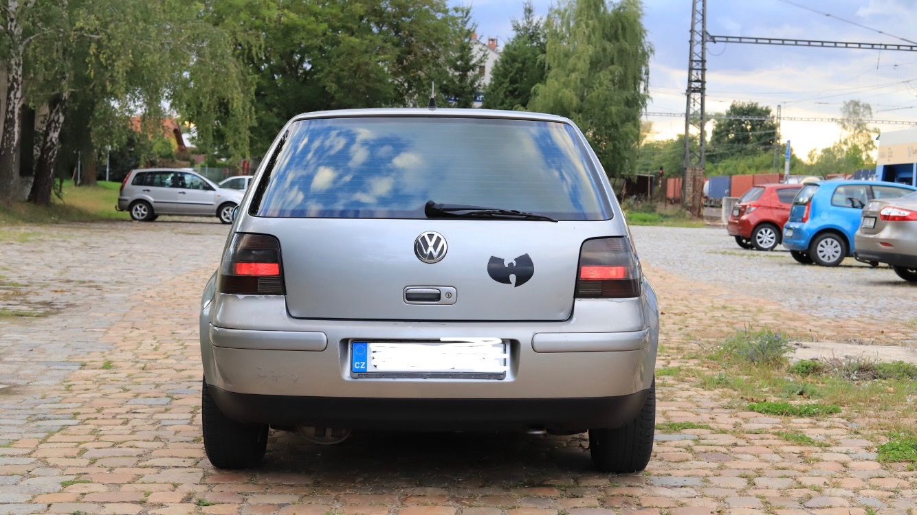 Volkswagen Golf, Volkswagen Golf 4 1.6 16V - fotka 5