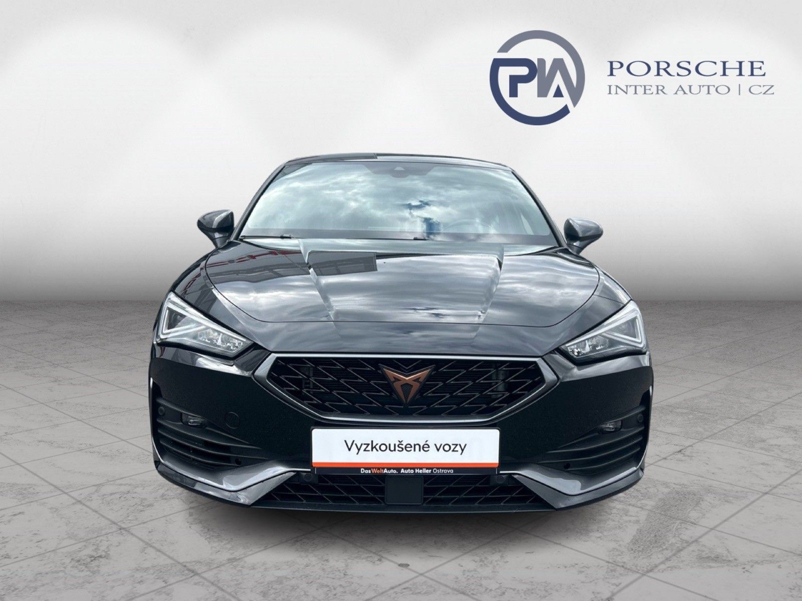 Cupra Leon, 2.0TSI 221kW DSG7 - fotka 3