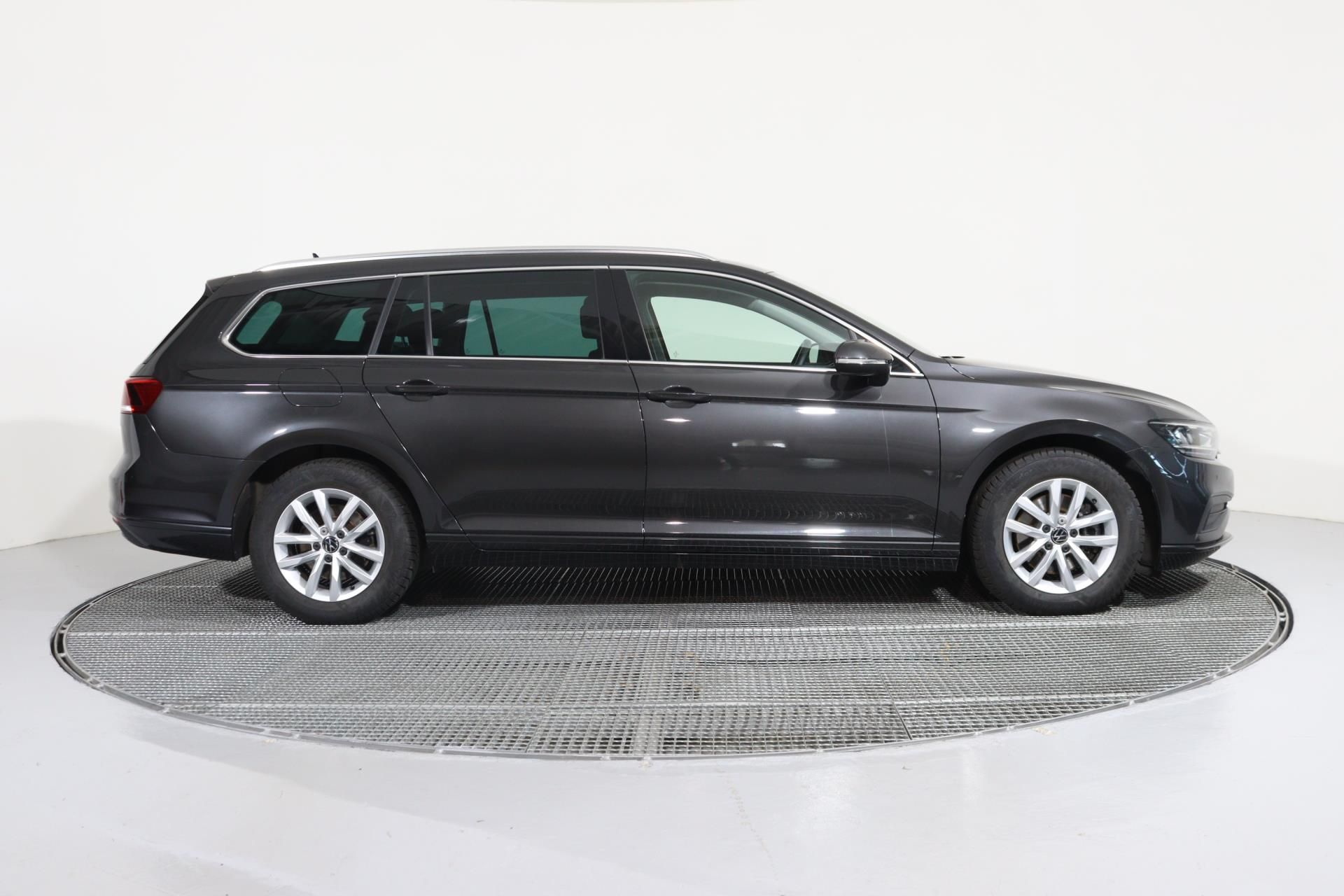 Volkswagen Passat, VARIANT BUSINESS 2.0 TDI DSG/ - fotka 3