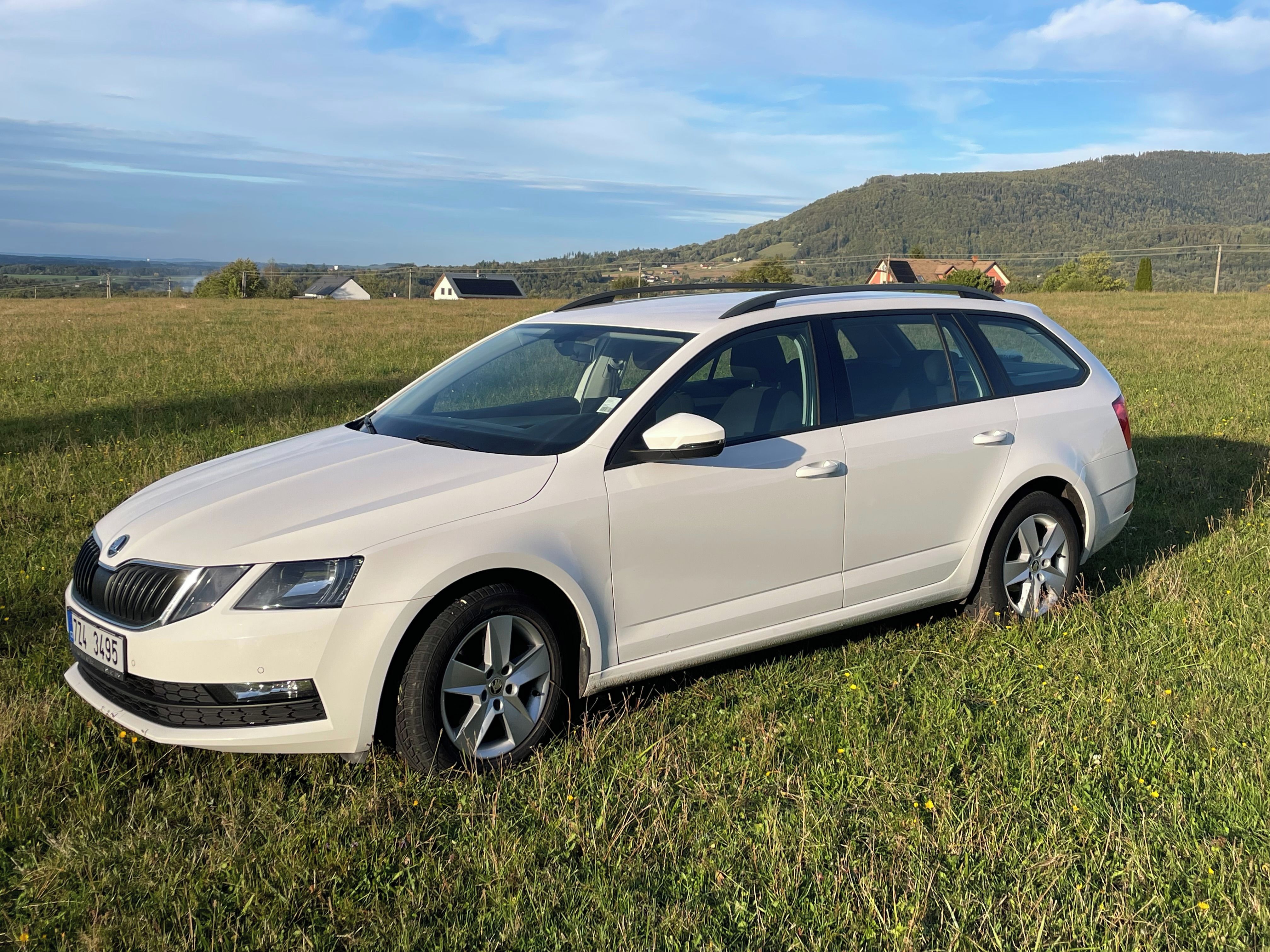 Škoda Octavia, 1,5 - fotka 3