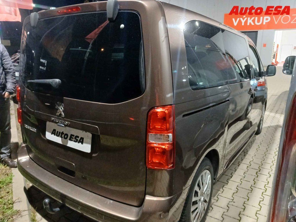 Peugeot Traveller, 2.0HDi L2 8míst,ČR,navi - fotka 2