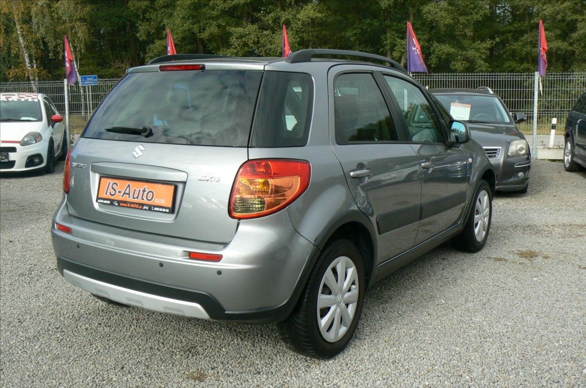 Suzuki SX4, 1,6 CLASSIC 4x2 - fotka 4