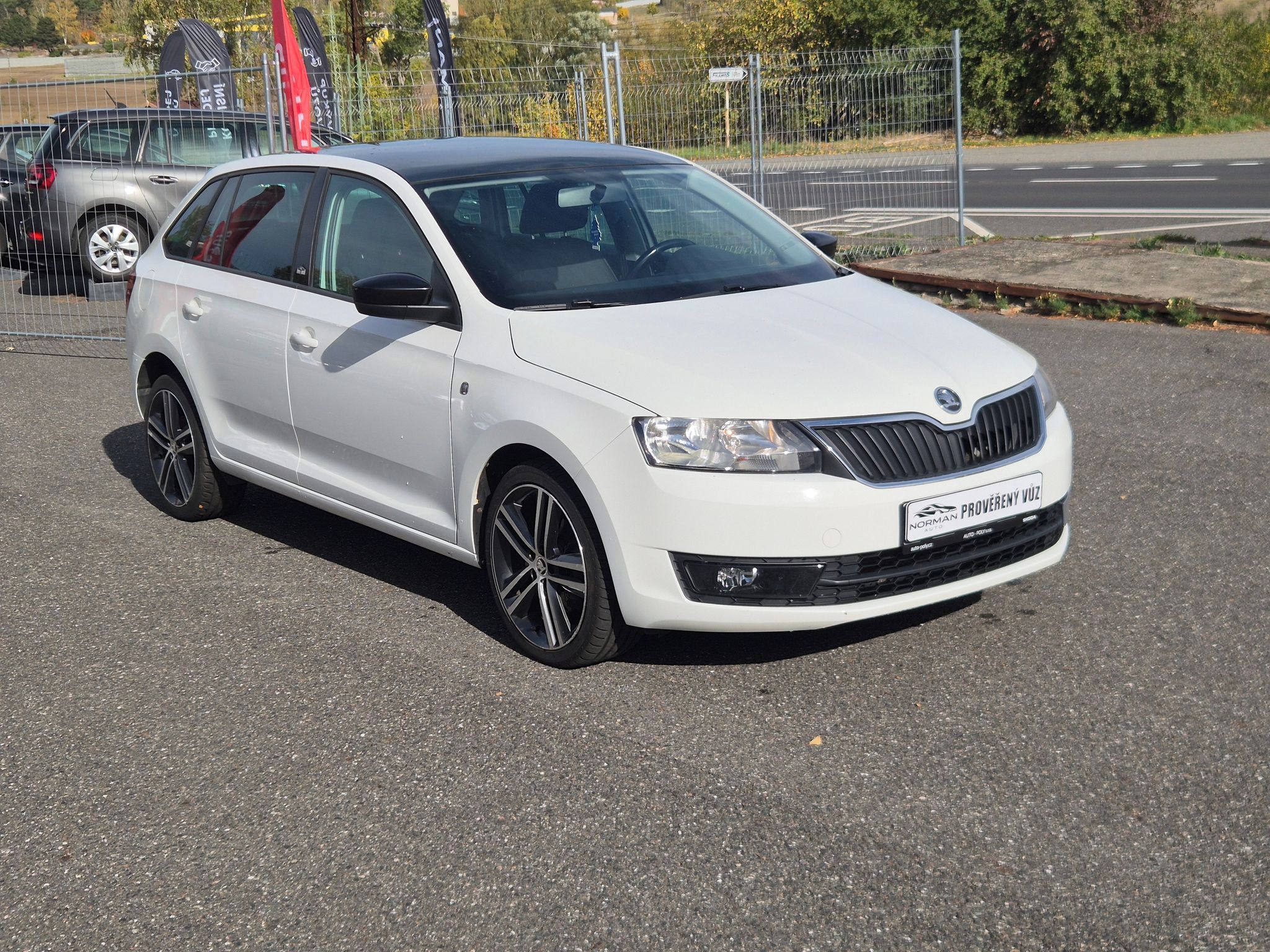 Škoda Rapid, 1.6TDi 77kw, elegance - fotka 3