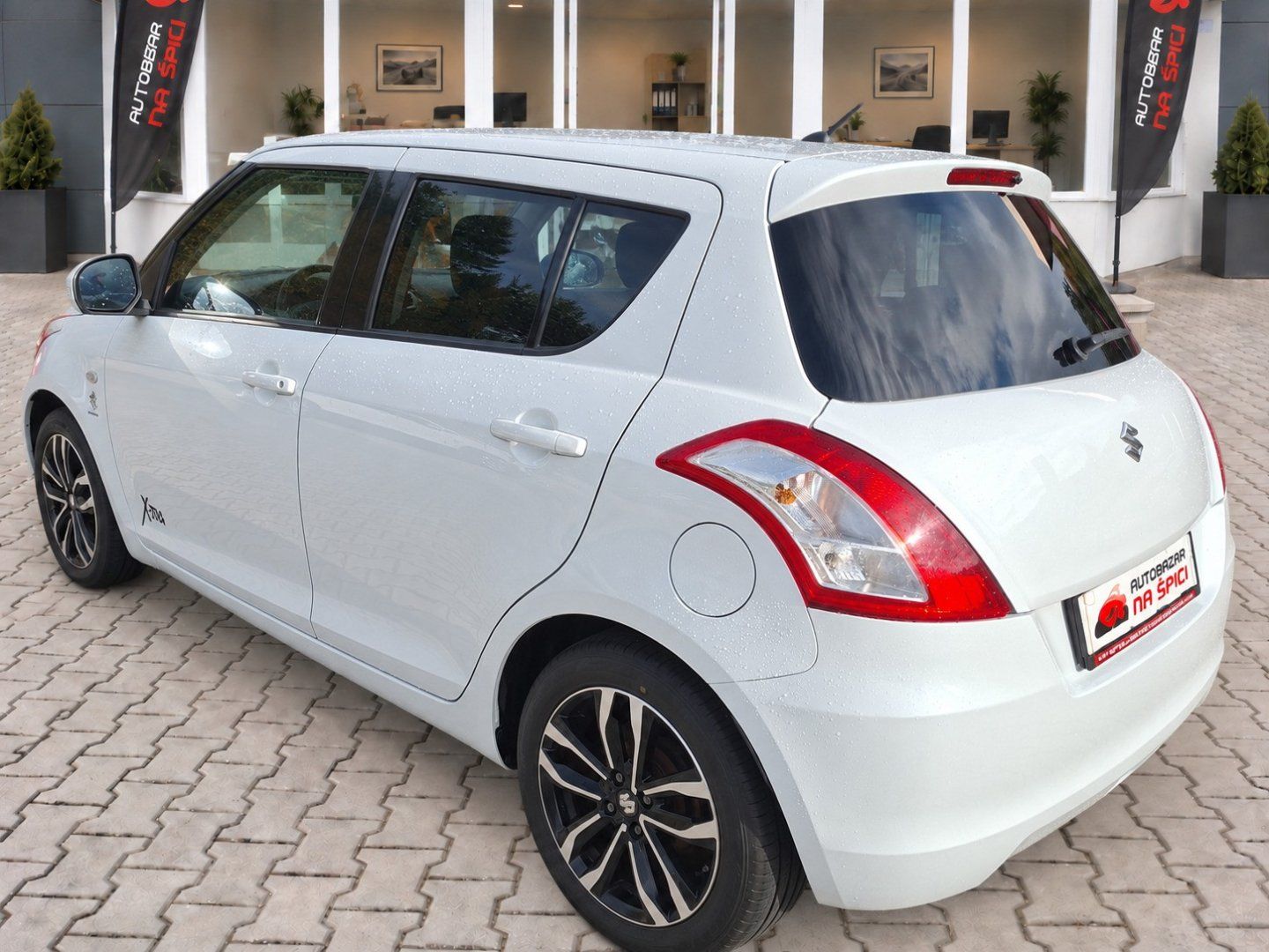 Suzuki Swift, 1.2i 69kW X-TRA - fotka 6