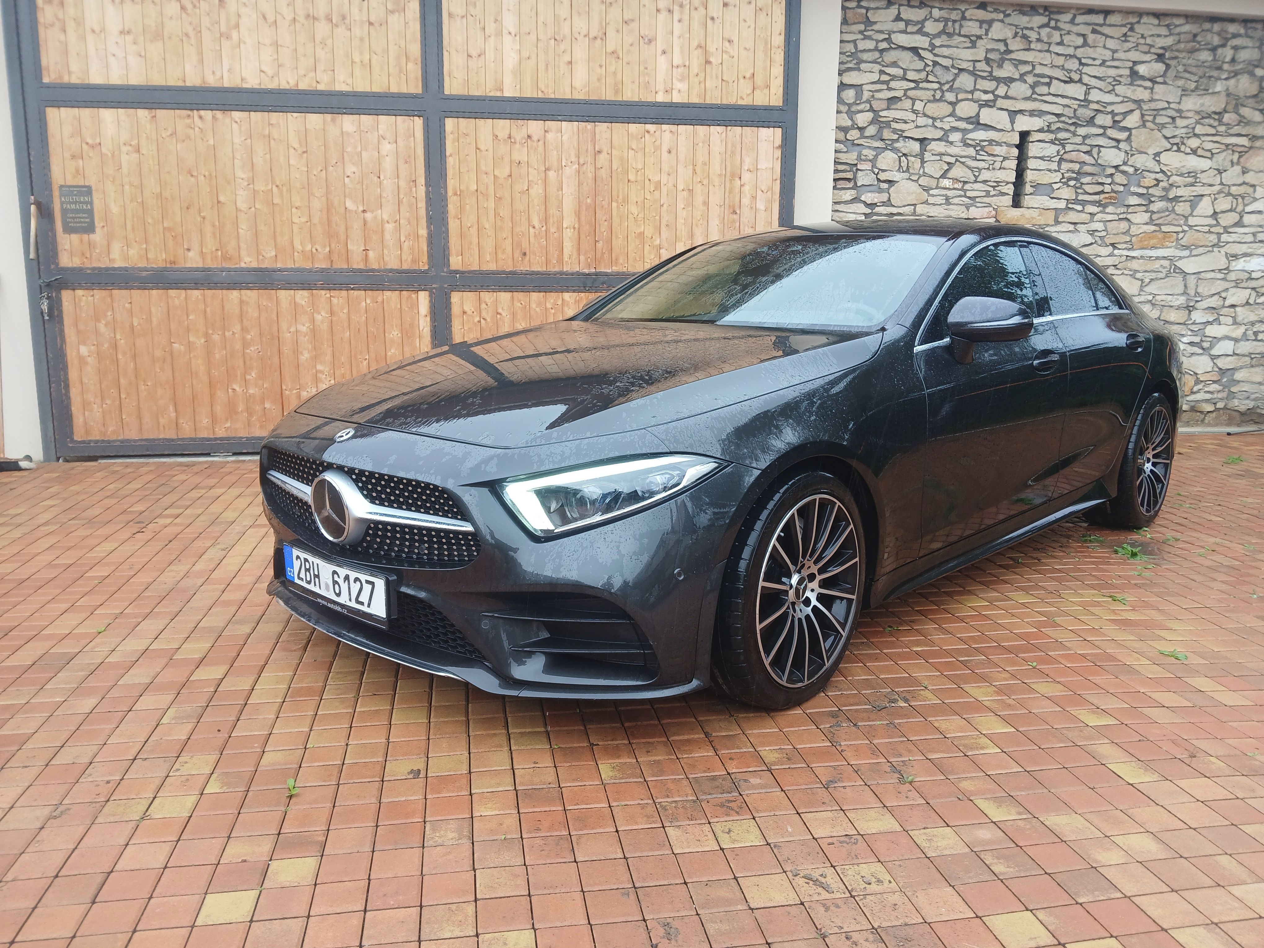 Mercedes-Benz CLS, Perfektní stav - fotka 2