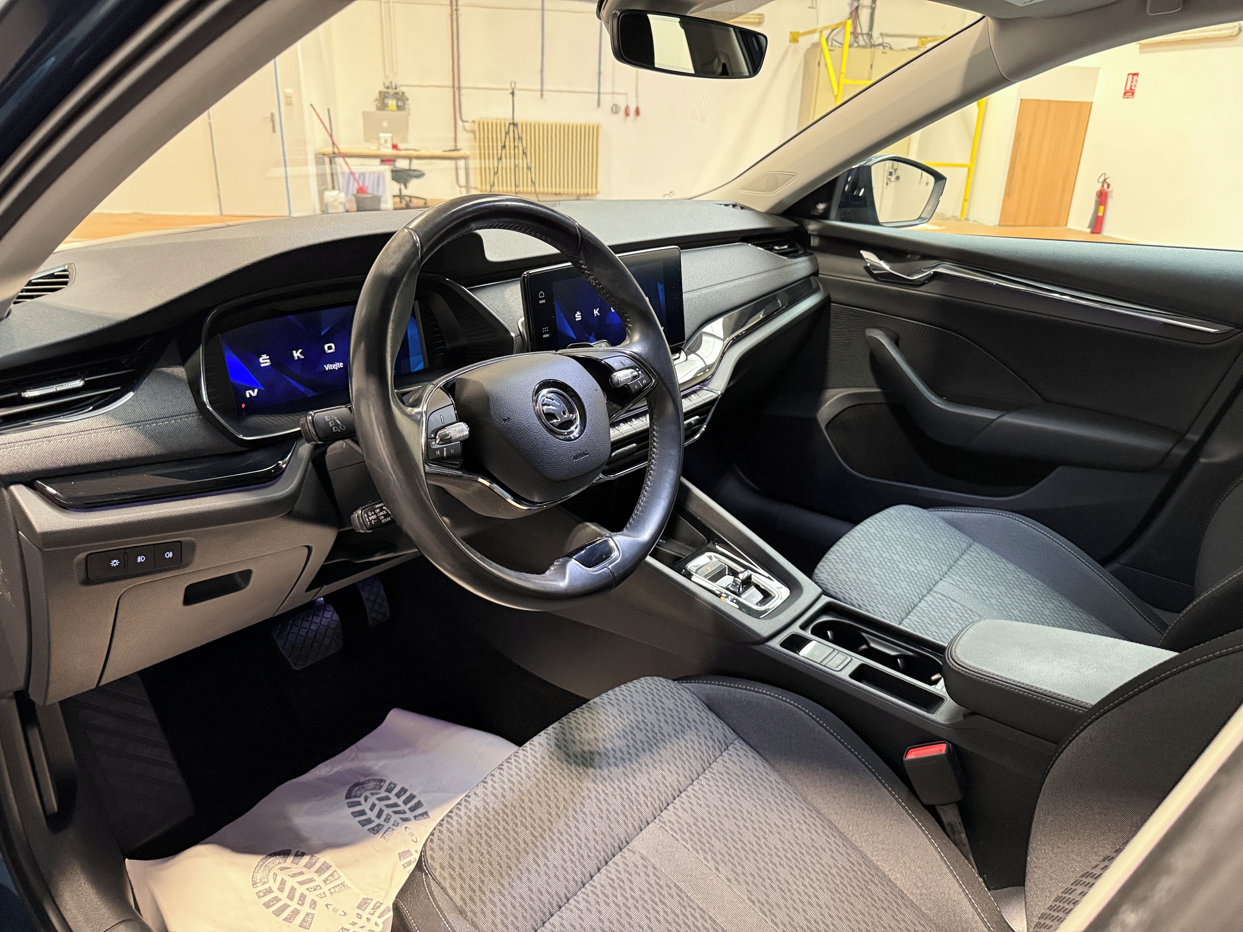 Škoda Octavia, 1.4 TSI iV 150 kW DSG Style Co - fotka 5