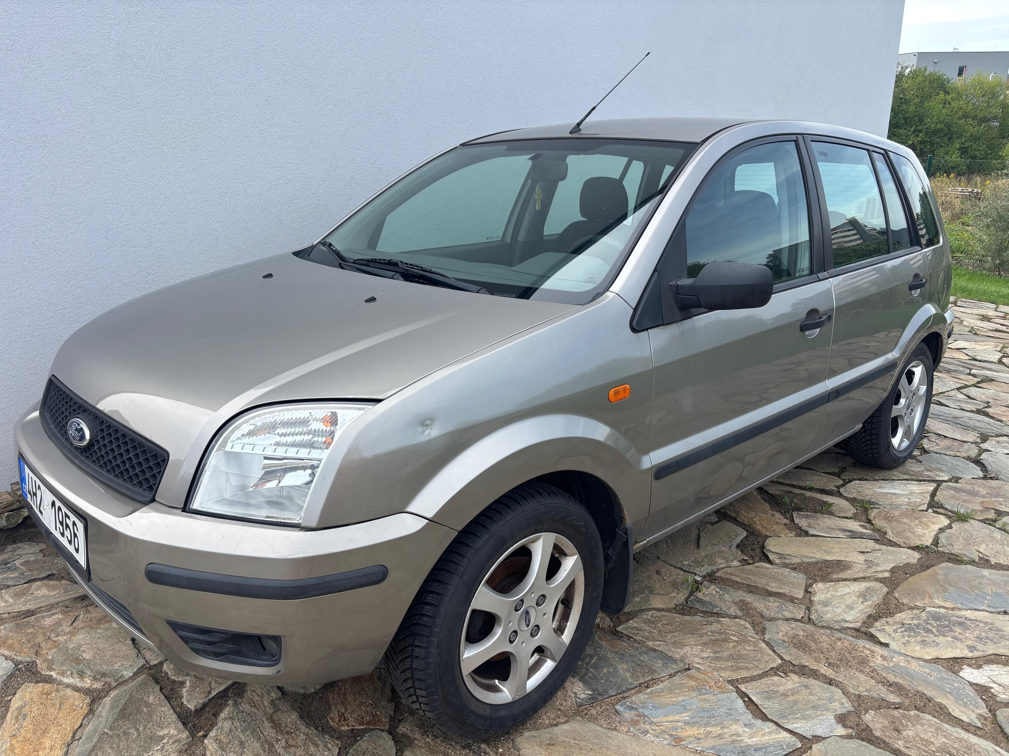 Ford Fusion - fotka 3