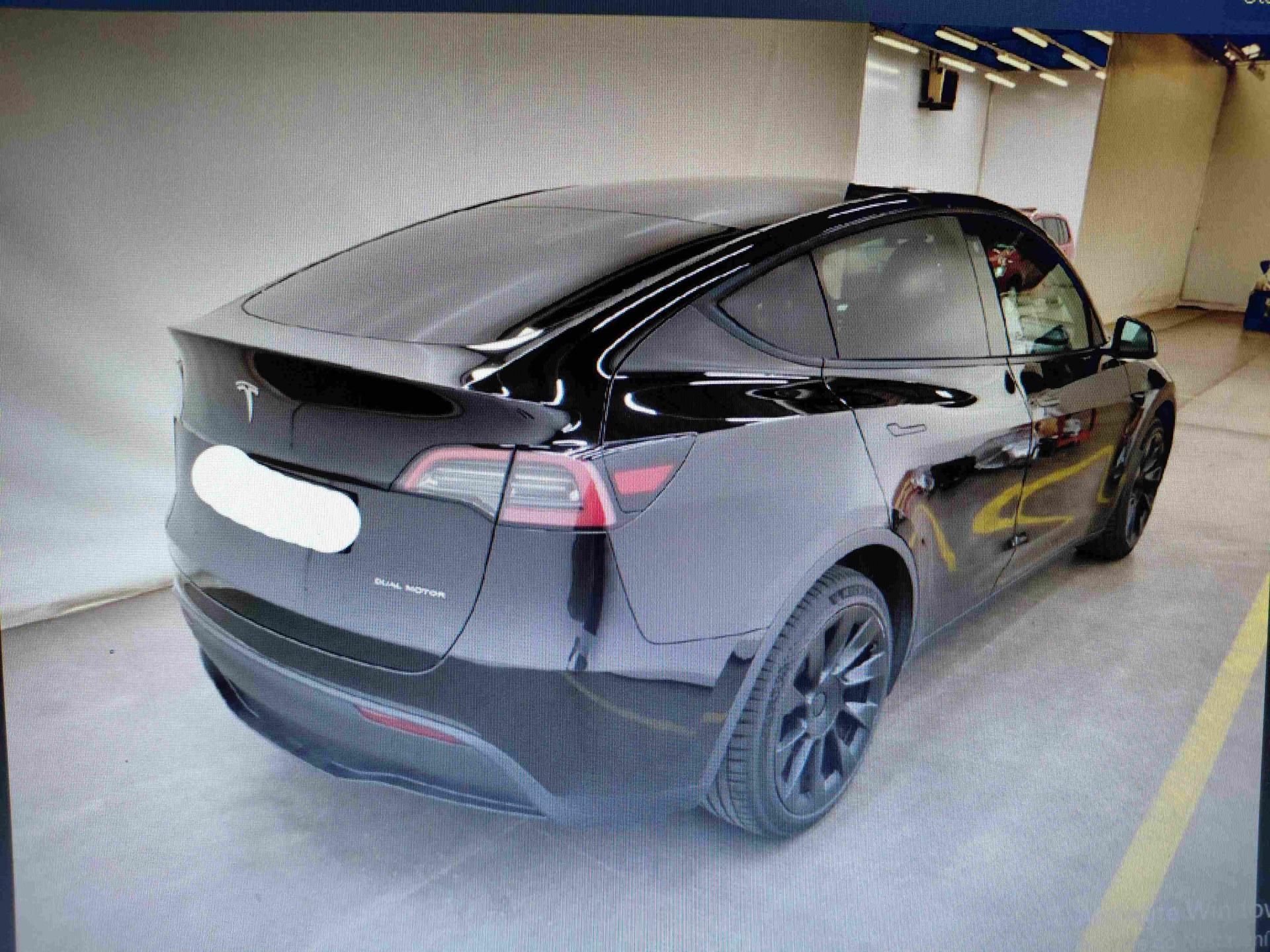 Tesla Model Y, AWD Long Range    PŘIPRAVUJEME - fotka 4