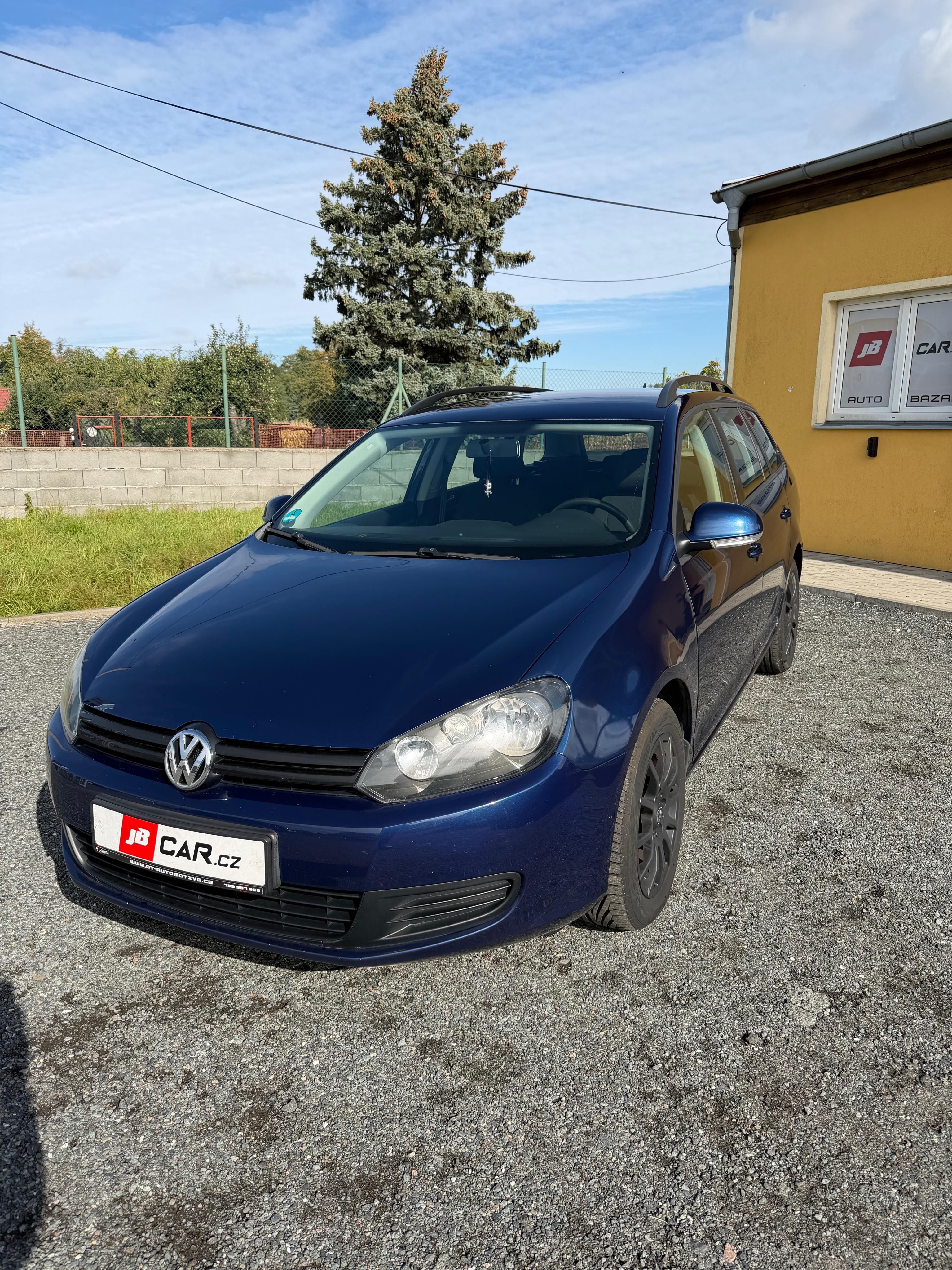 Volkswagen Golf, VI 1.4 16V 59 kW A/C - fotka 2