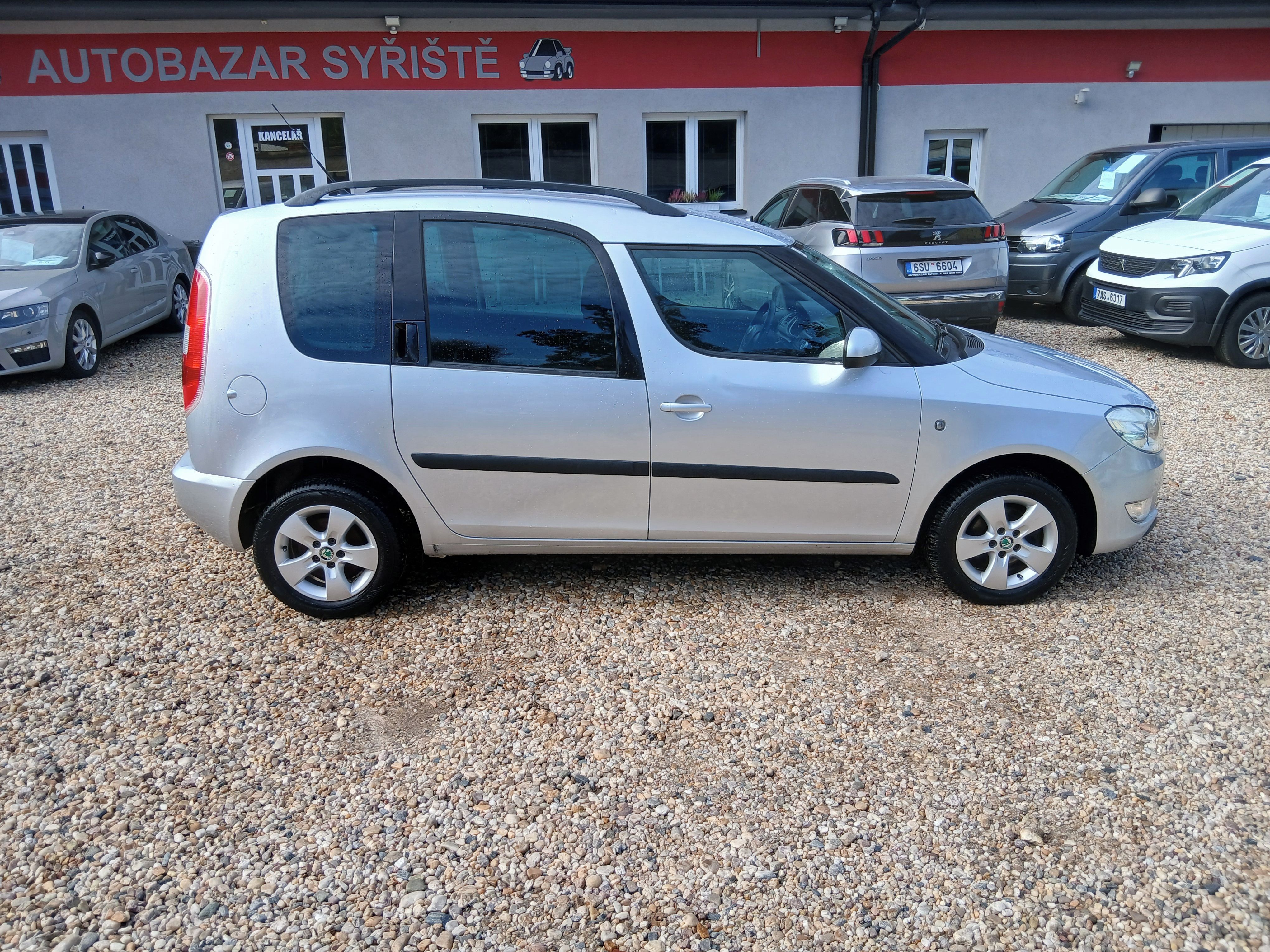 Škoda Roomster, 1.2i 12V 51KW Family,Nový serv - fotka 4